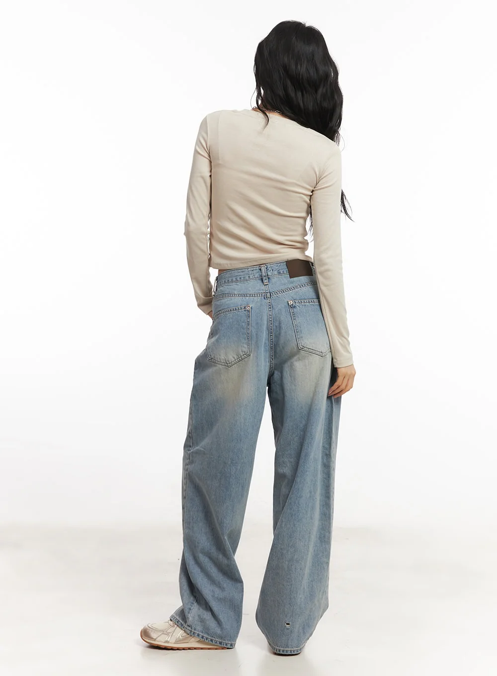 Devyn Wide-Leg Jeans CA503 - Image 7