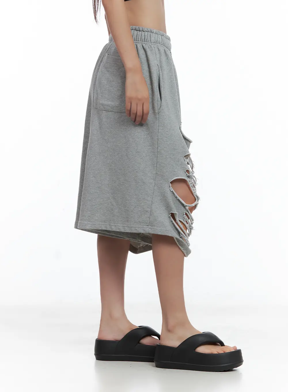 Distressed Bermuda Sweatshorts CL508 - Image 6