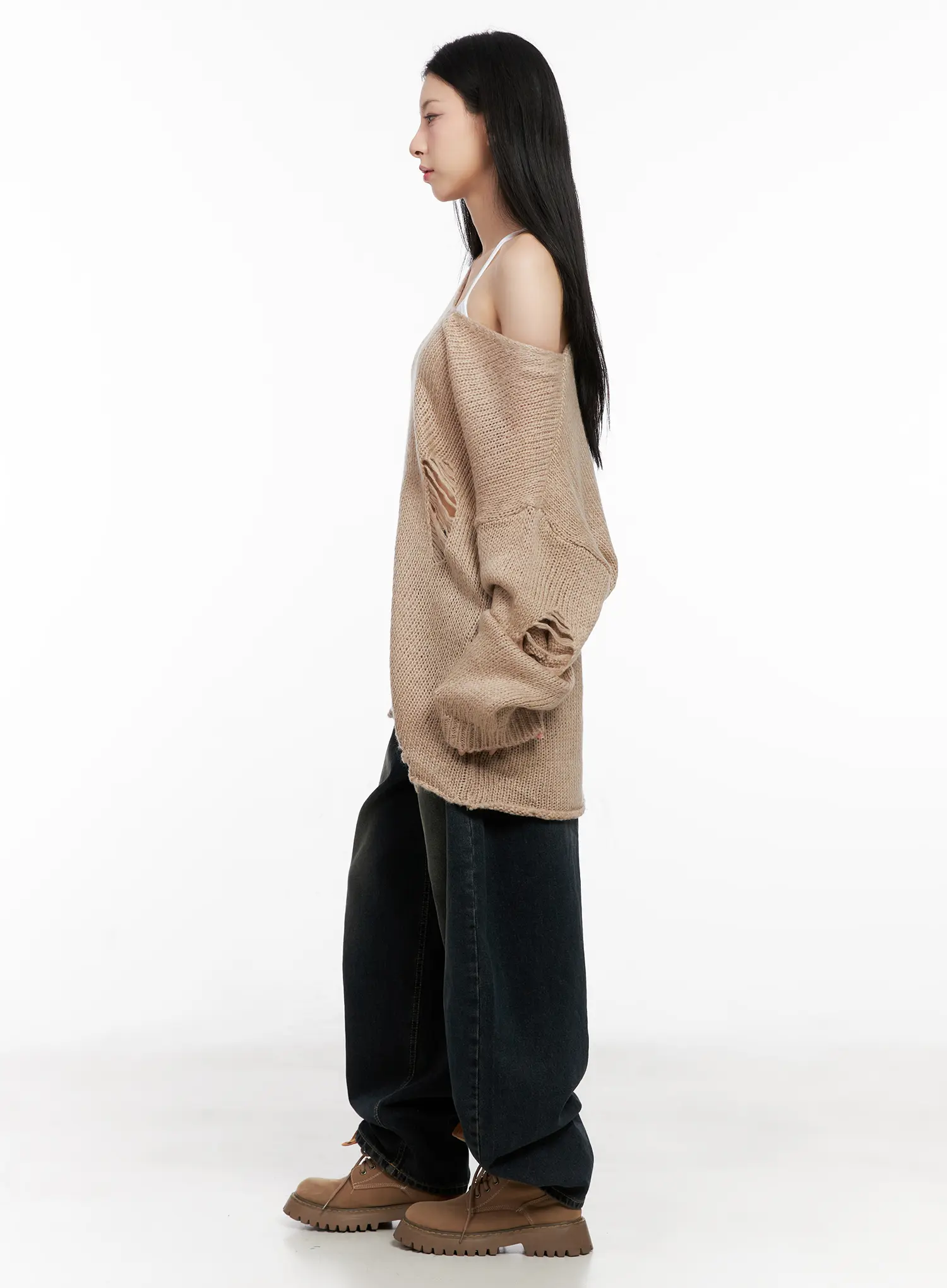 Distressed Loose Knit Sweater CG522 - Image 4
