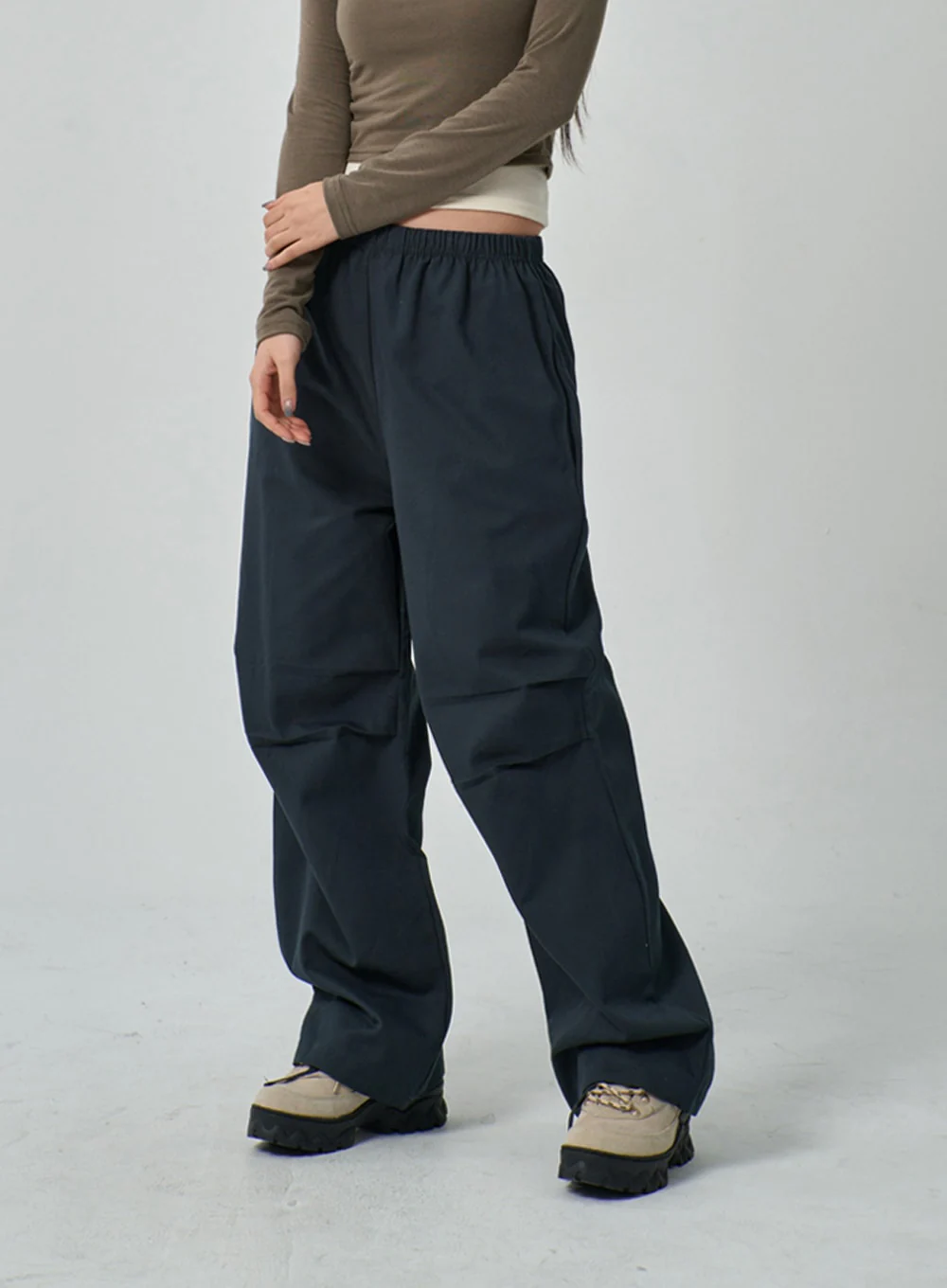 Drawstring Wide Track Pants IF314 - Image 12