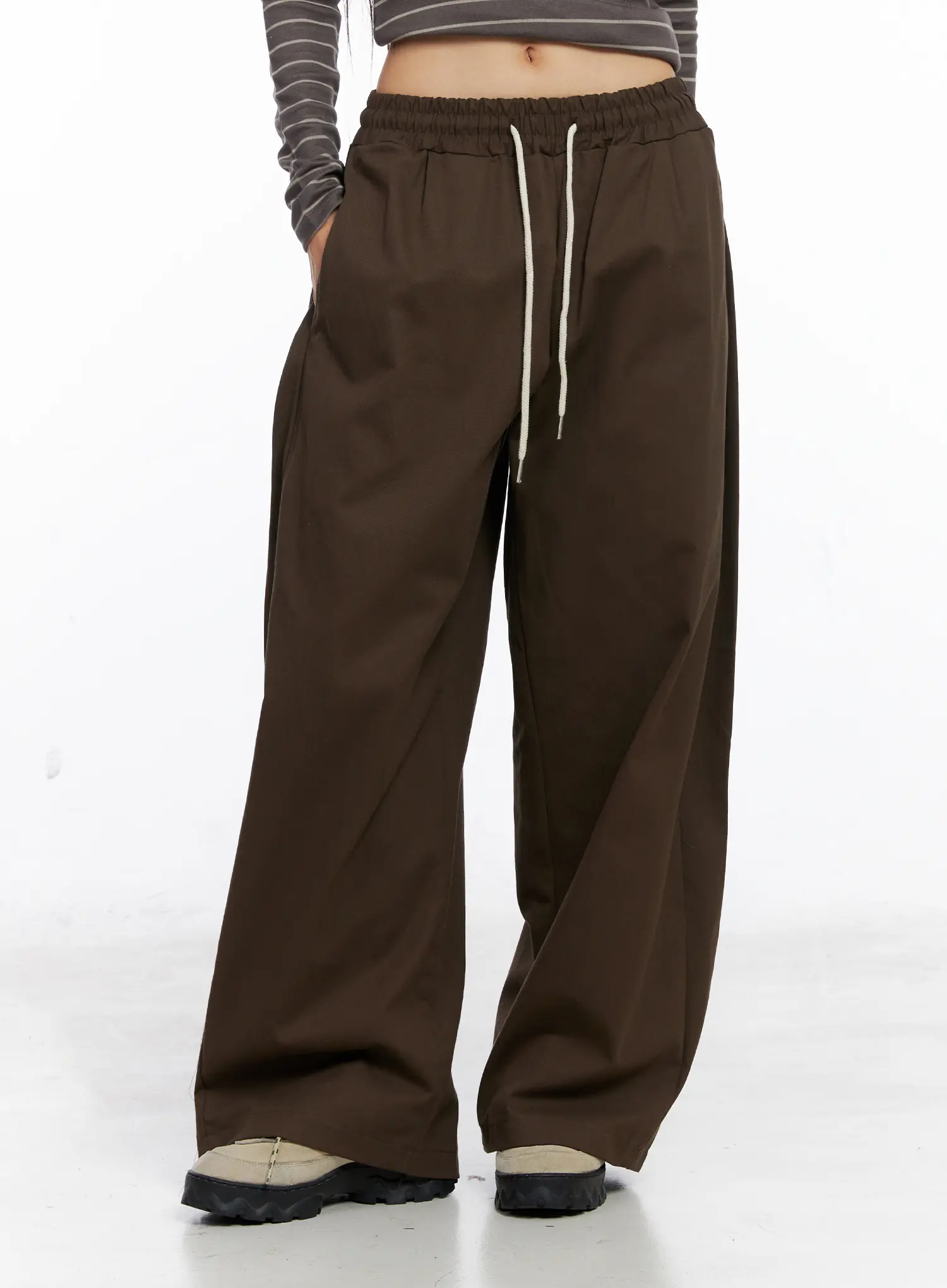 Embroidered Back-Pocket Drawstring Trackpants CS509 - Image 5