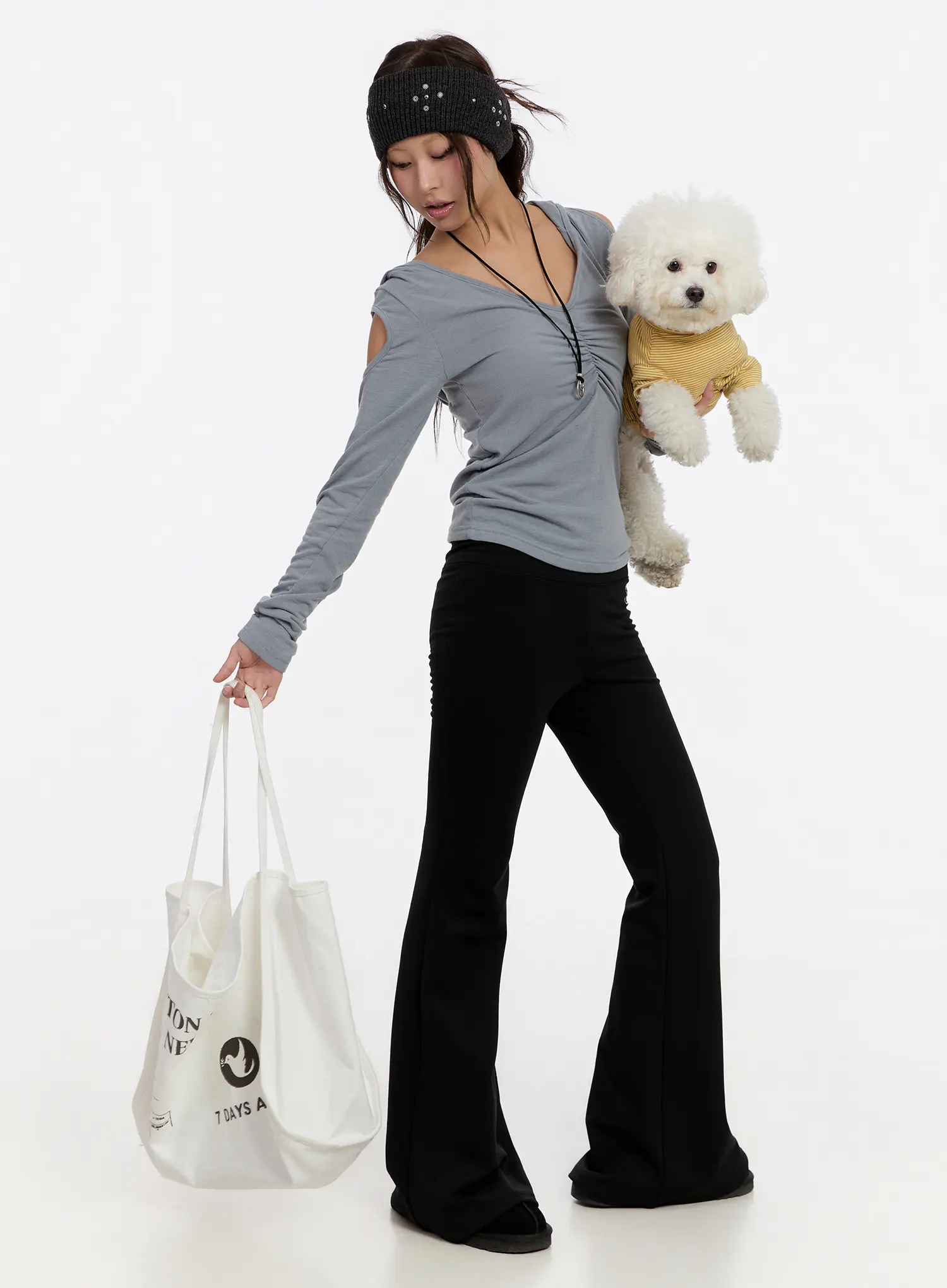 Embroidered Lettering Flare Sweatpants CN527 - Image 6