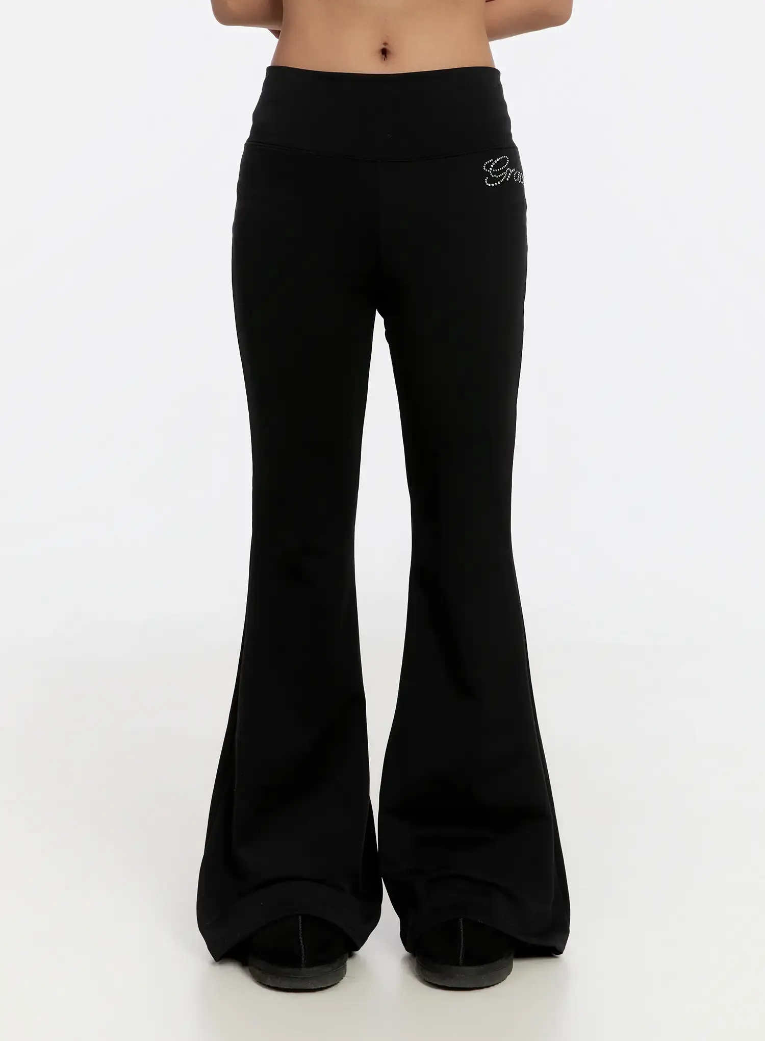 Embroidered Lettering Flare Sweatpants CN527 - Image 9