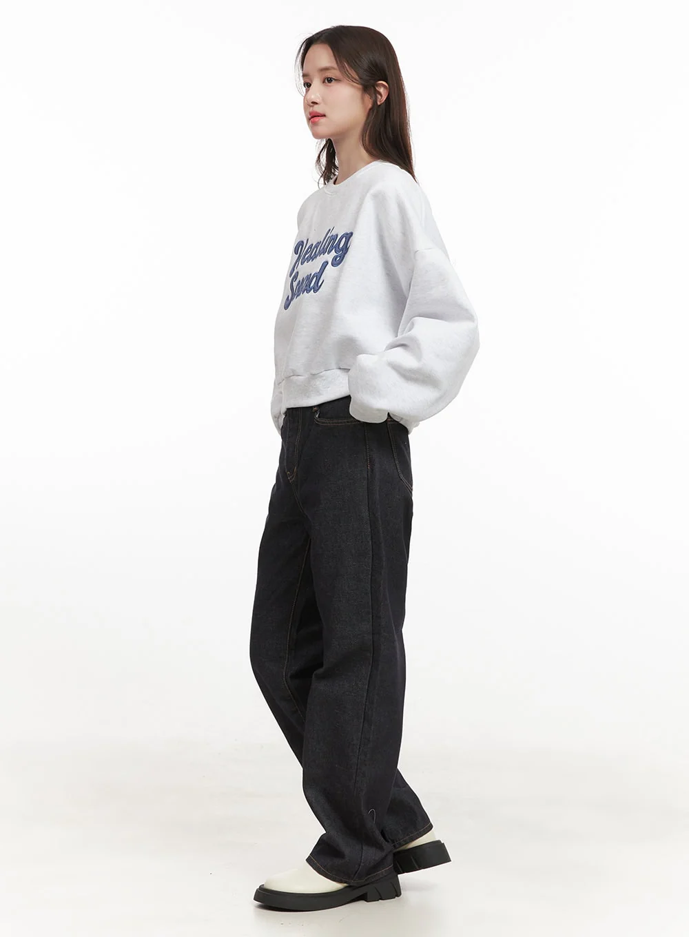 Embroidered Patch Detail Crew Neck CJ515 - Image 4