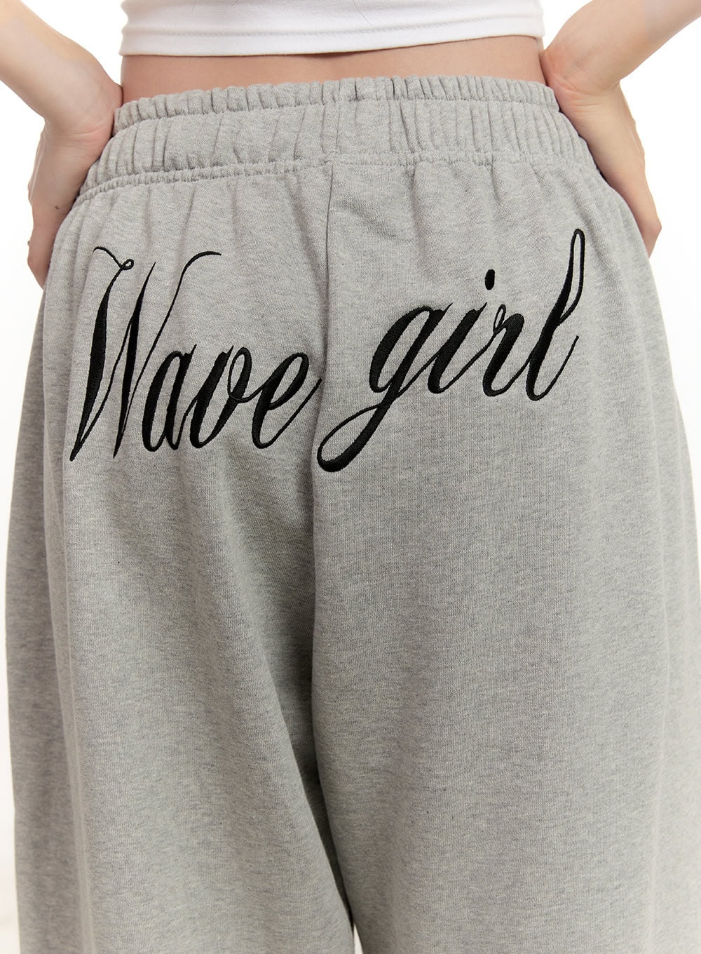 Embroidered Wide-Leg Sweatpants CM507 - Image 8
