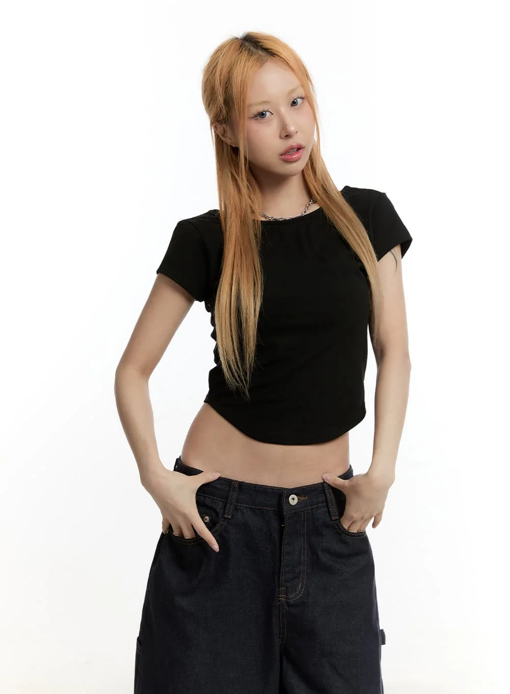 Essential Backless Crop Top CY501 - Image 9