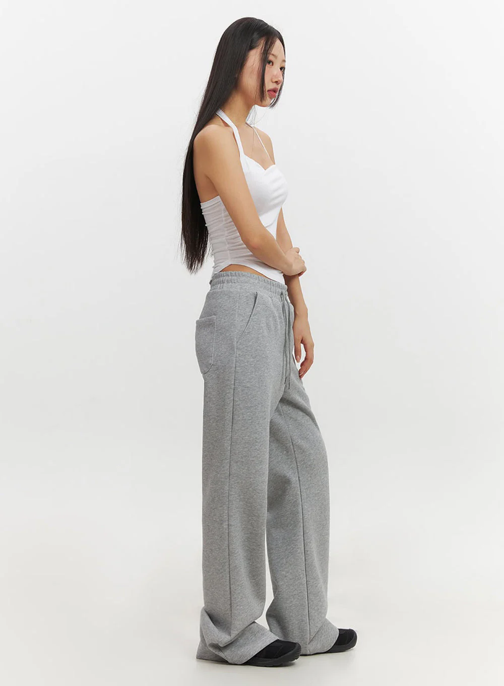Essential Halter-Neck Crop Cami Top IF510 - Image 10