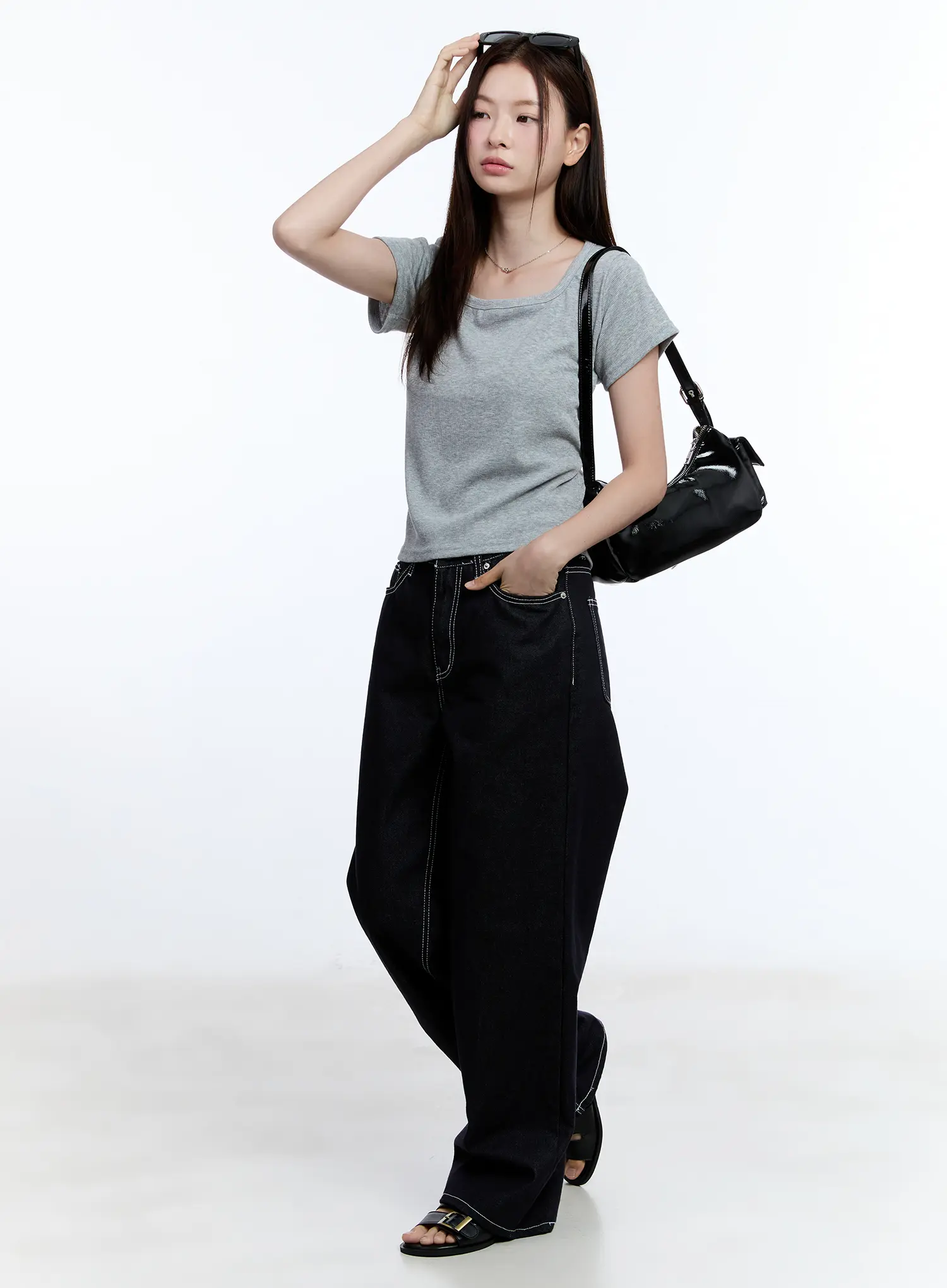 Essential Square Neck Tee CU513 - Image 9