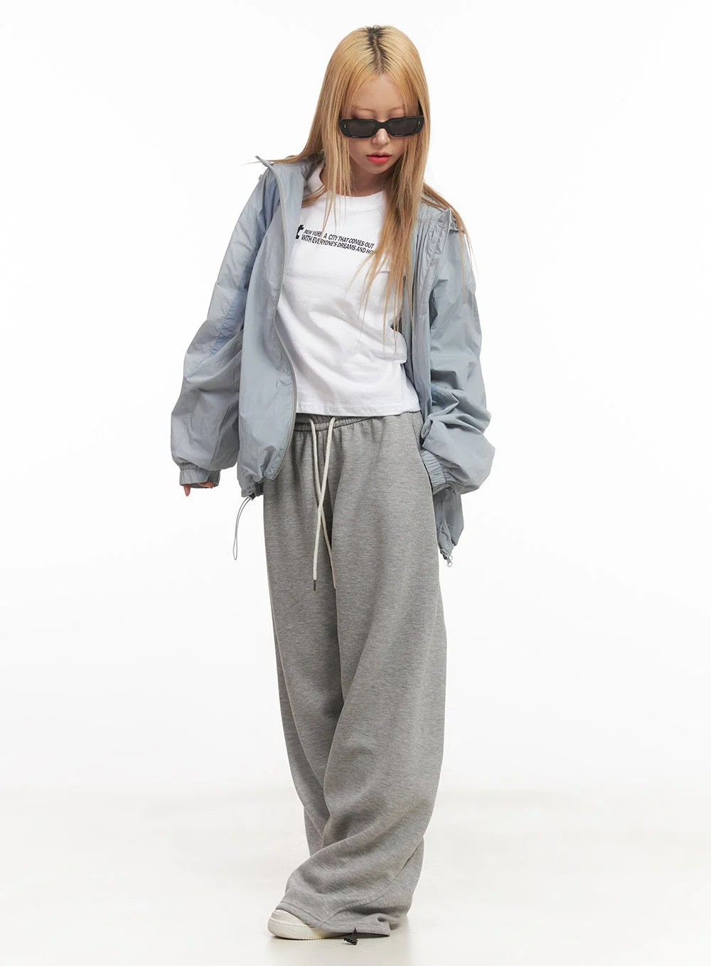 Essential Wide-fit Sweatpants CM505 - Image 4