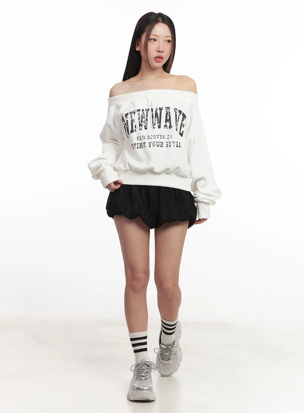 Faded Graphic Off-Shoulder String Sweatshirt IM528 - Image 2