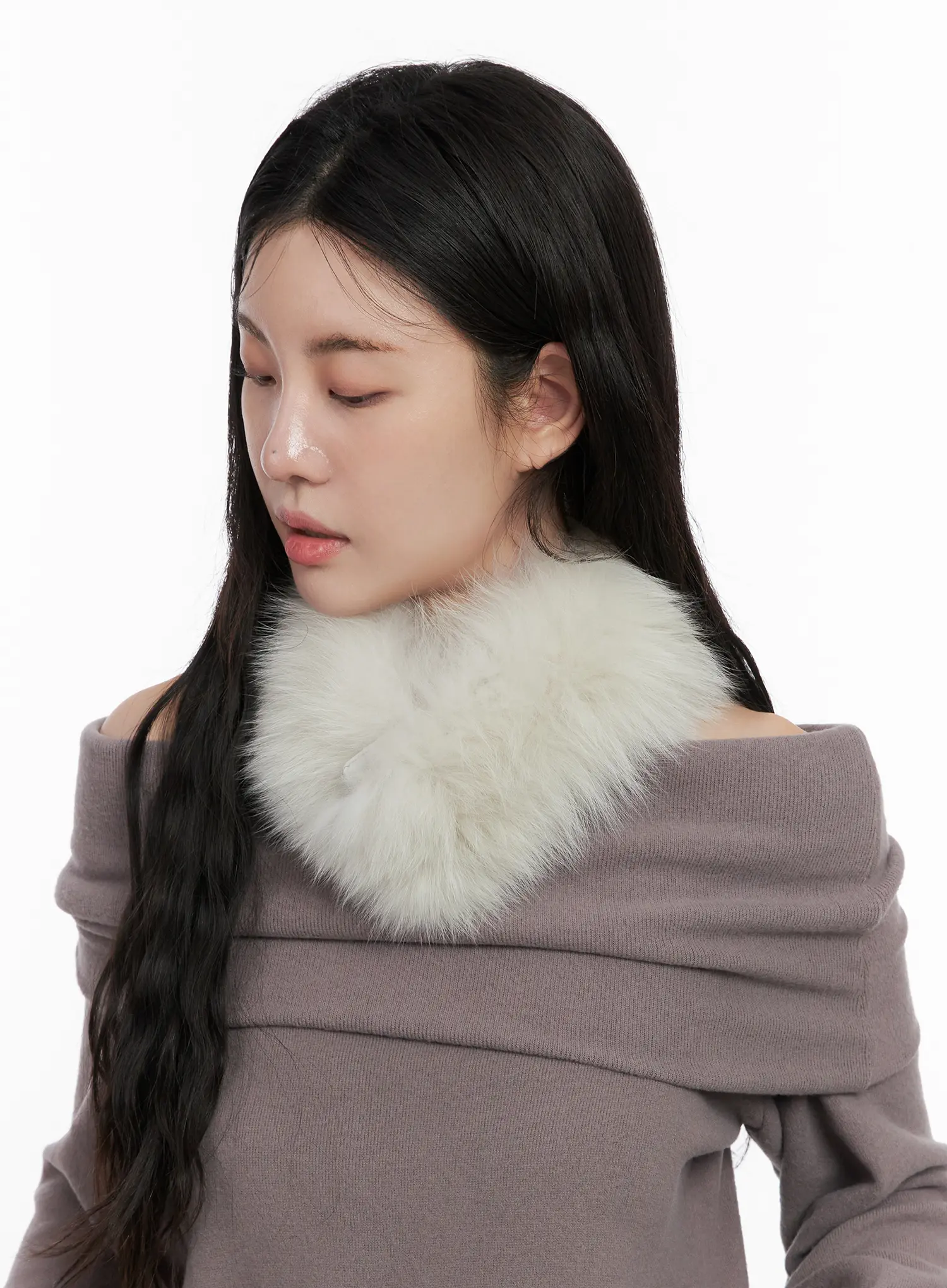 Faux Fur Short Scarf CN513 - Image 2