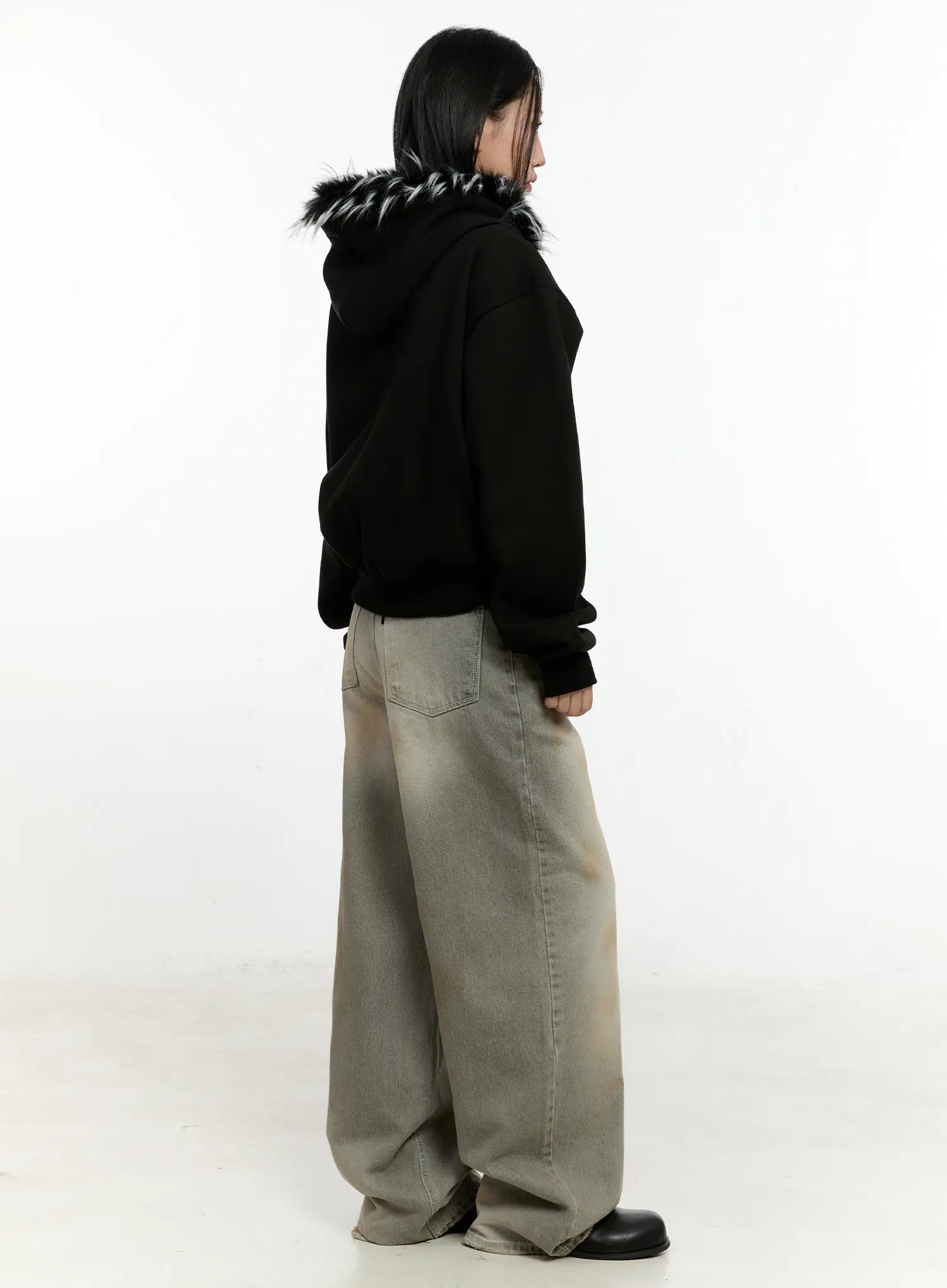 Faux Fur Zip-Up Hoodie CN506 - Image 3
