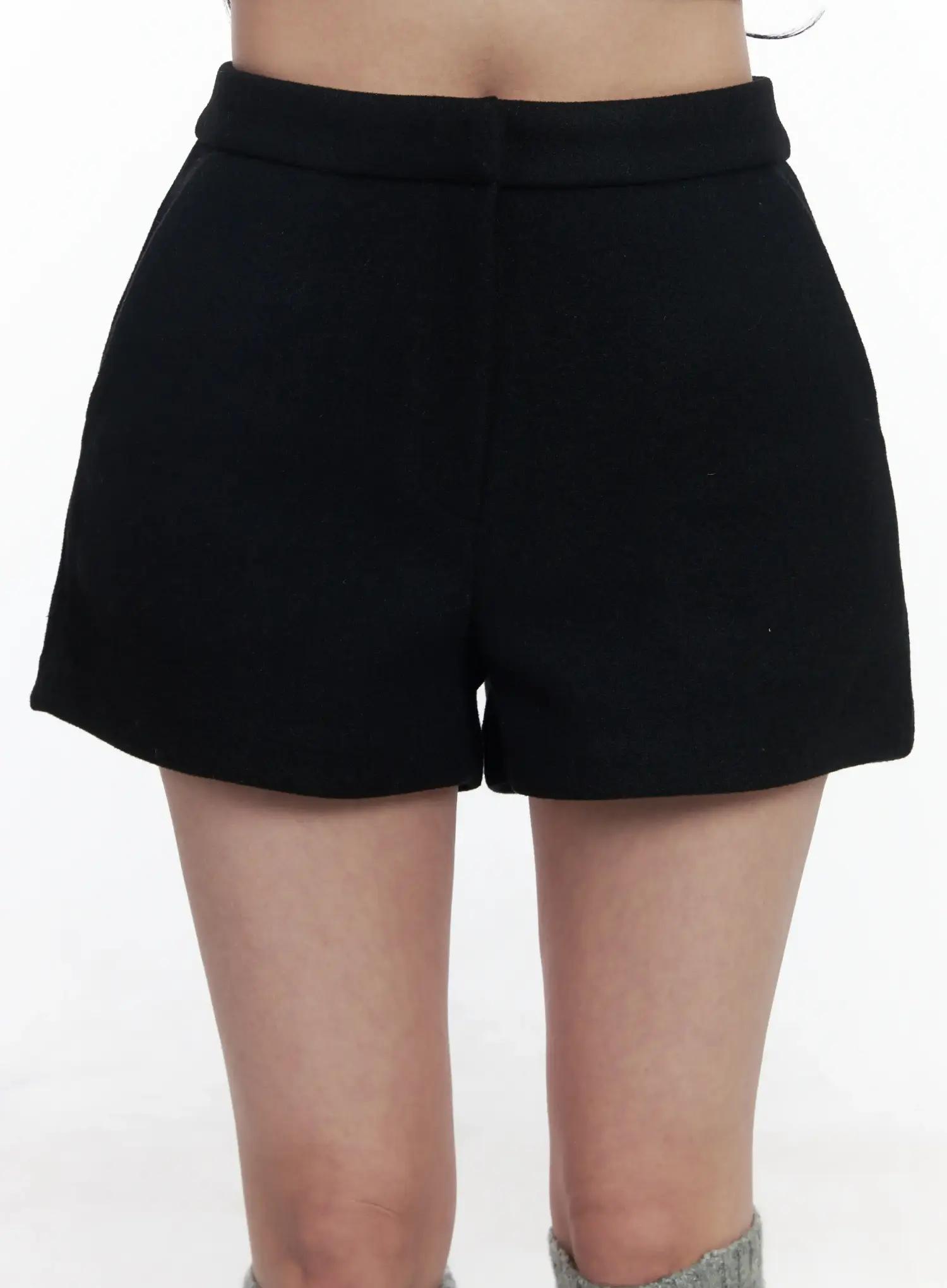 Fleece-Lined Pocket Shorts IJ529 - Image 9