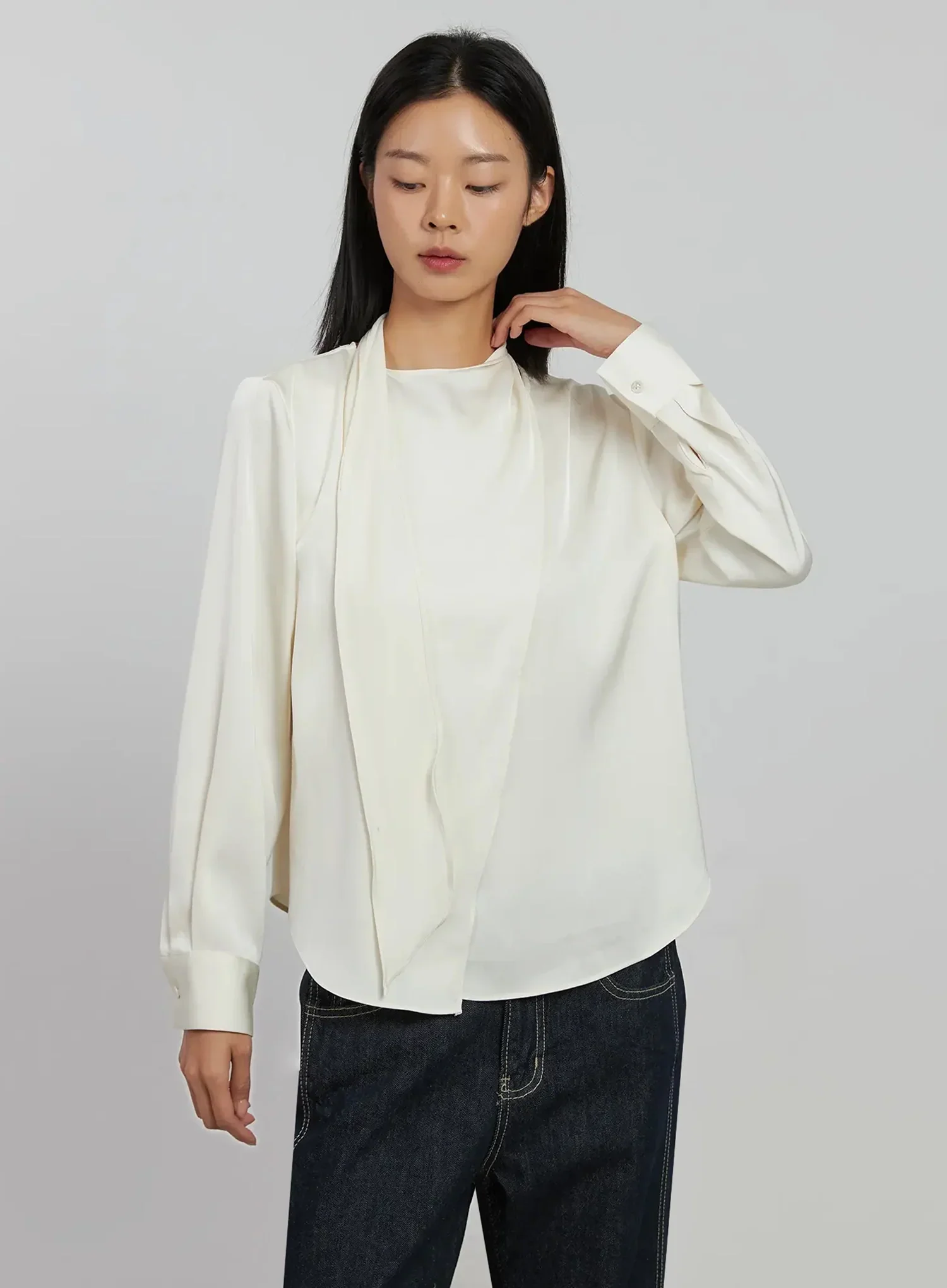 Flowy Neck Tie Blouse IJ509 - Image 10