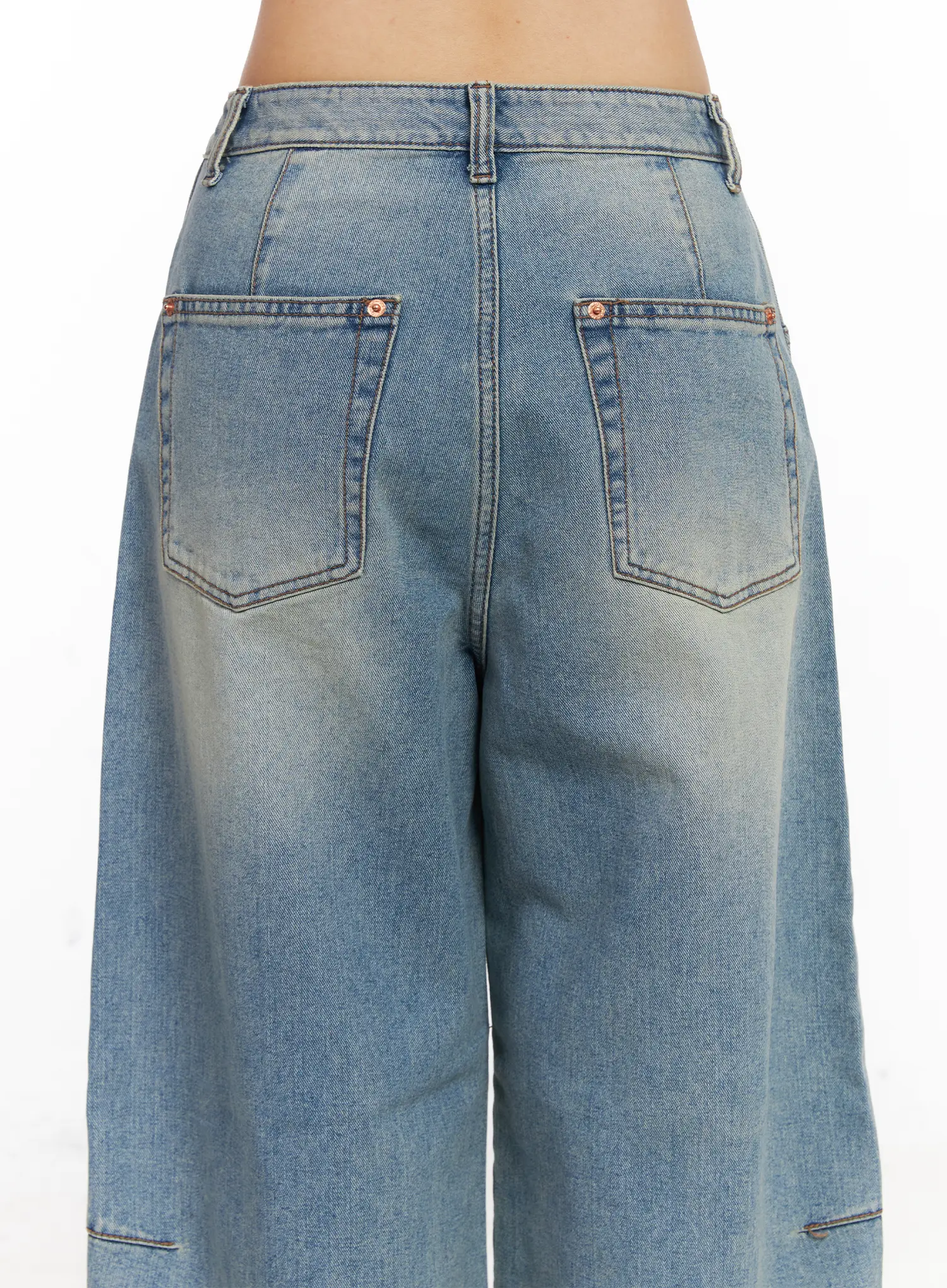 Frey Washed Wide-Leg Jeans CJ523 - Image 6
