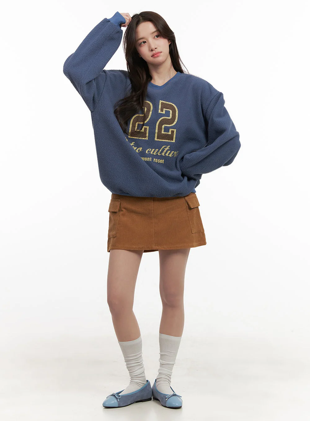 Fuzzy Oversized Crew-Neck Sweatshirt IJ510 - Image 2