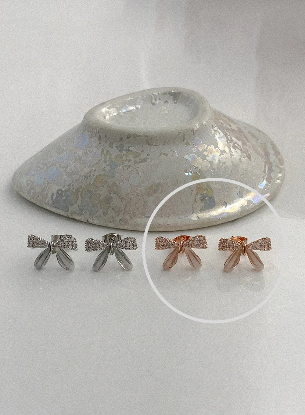 Glint Ribbon Cubic Earrings IA517 - Image 4