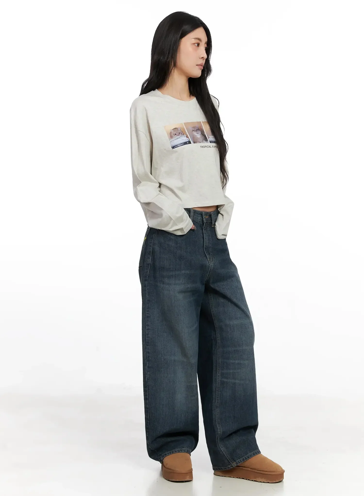 Graphic Crop Long Sleeve Top IN528 - Image 4