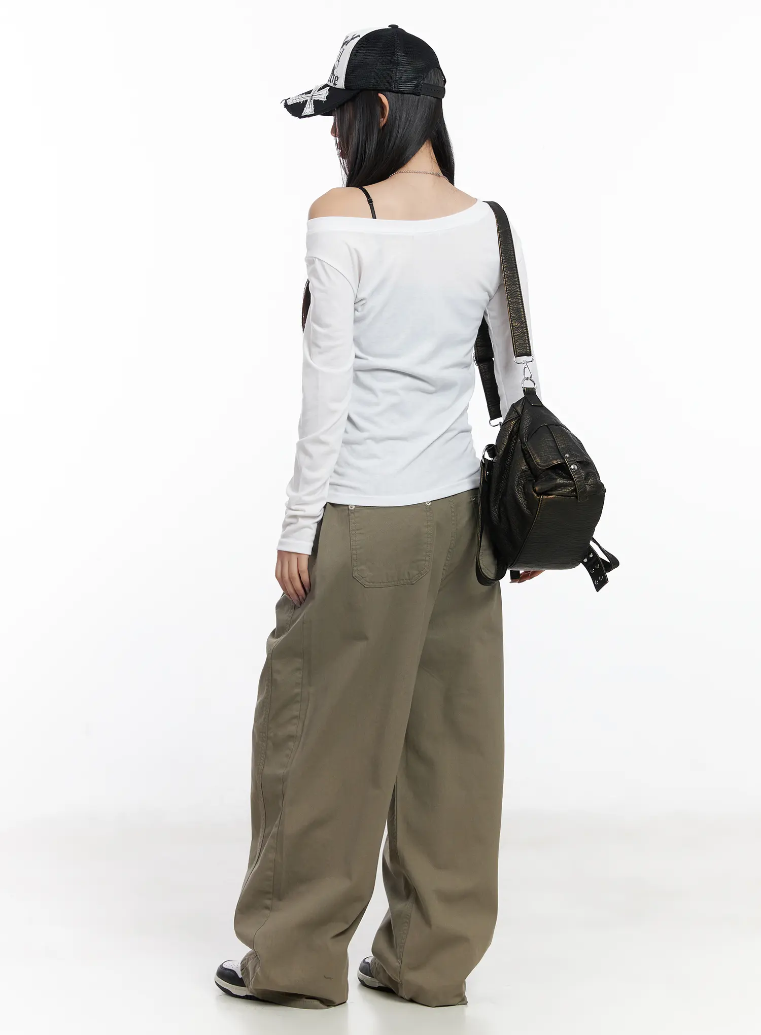 Graphic One-Shoulder Long Sleeve Top CJ530 - Image 4