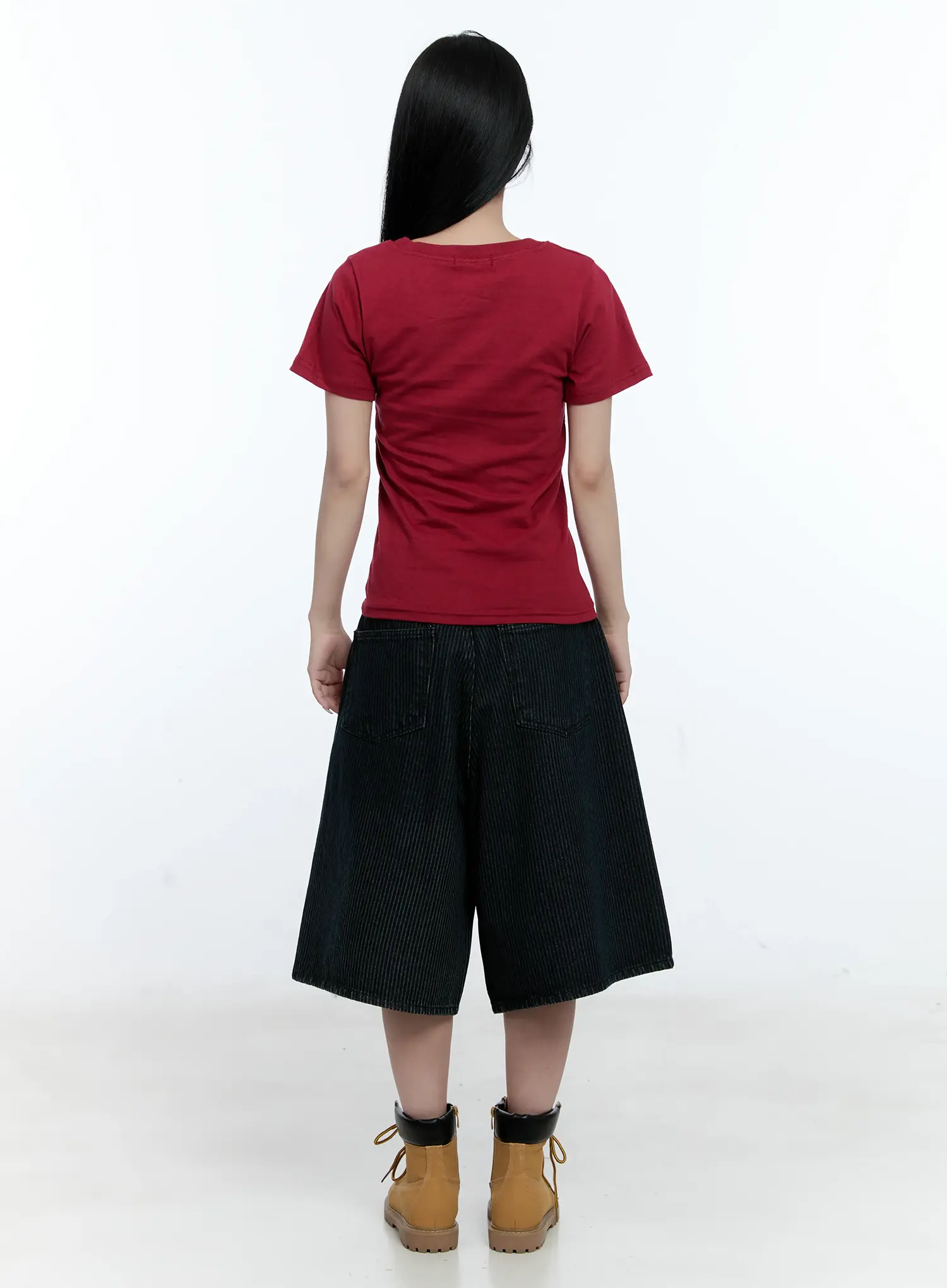 Graphic Semi-Crop Tee CG501 - Image 7