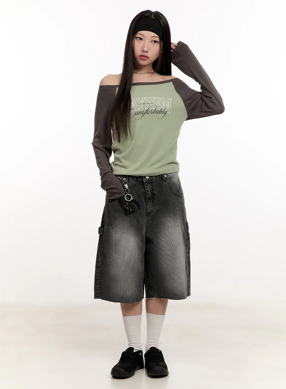 Graphic Two-Tone Off-Shoulder Top CM507 - Image 2