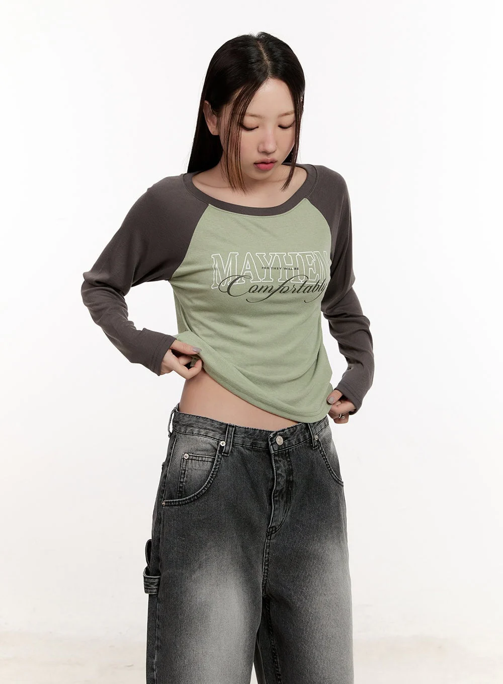 Graphic Two-Tone Off-Shoulder Top CM507 - Image 9