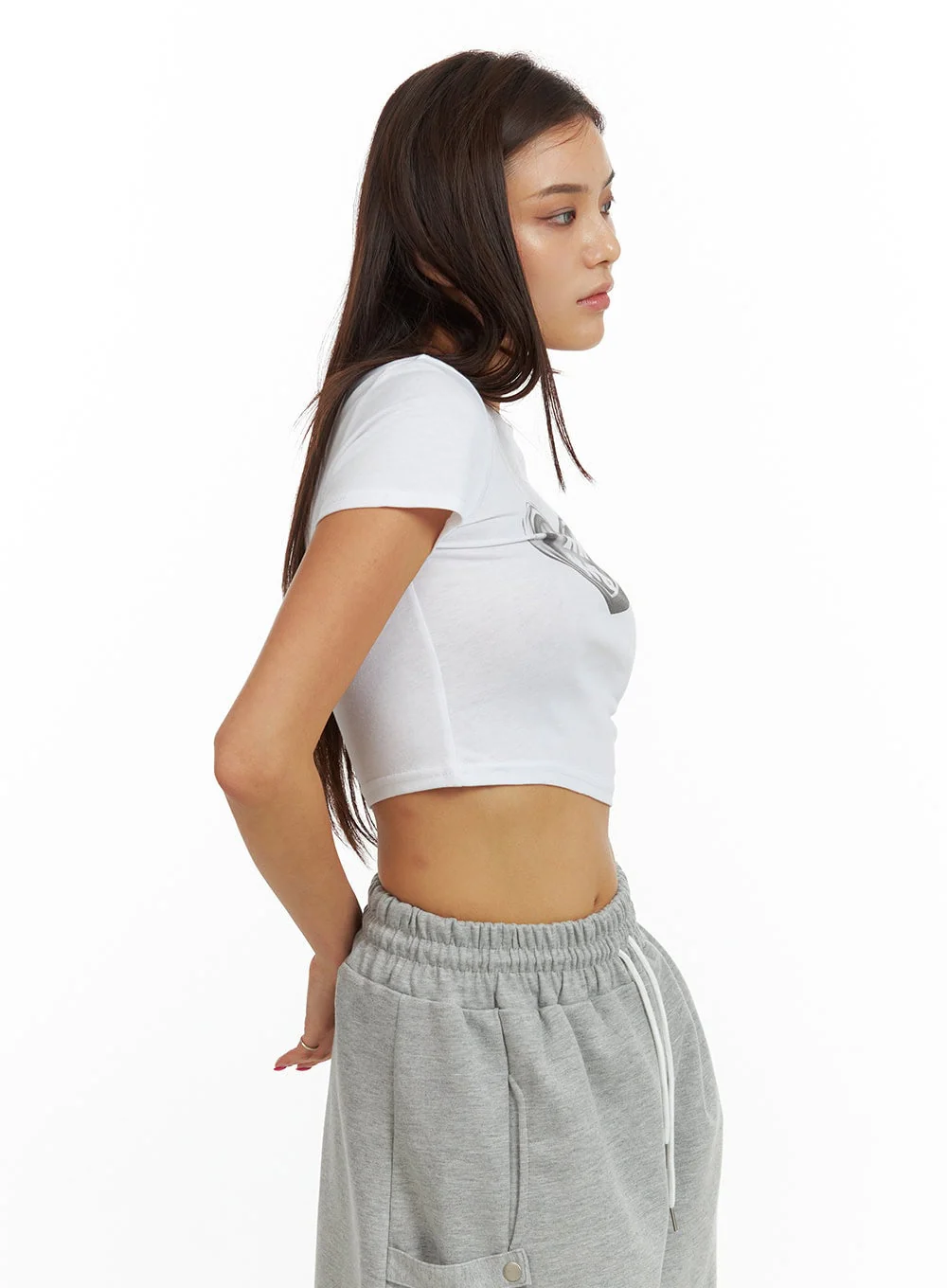 Heart Crewneck Tee BU308 - Image 3