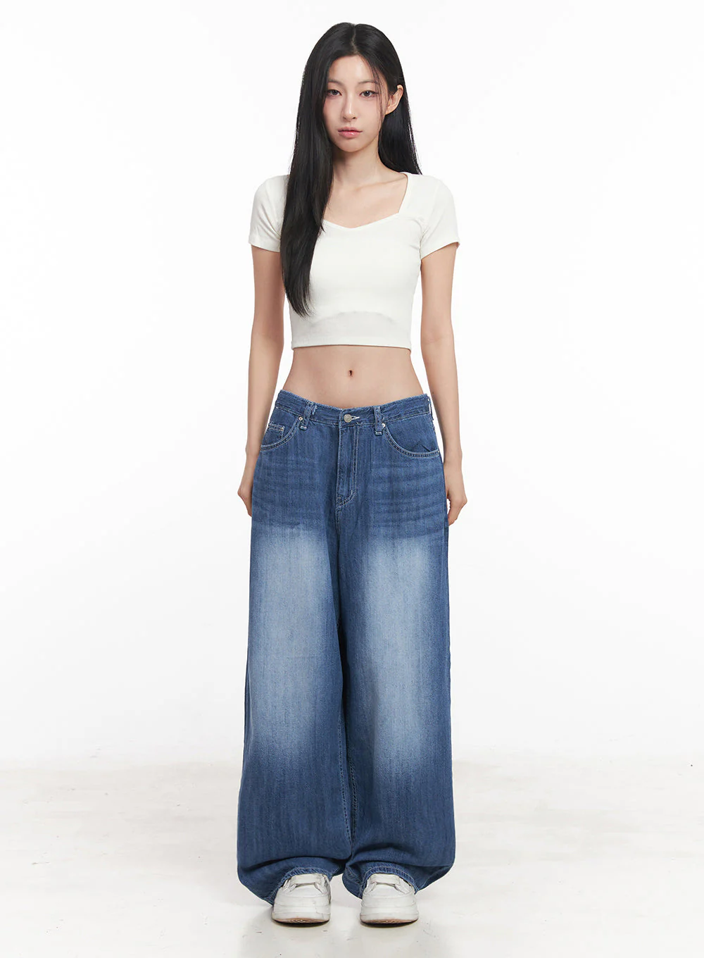 Heart-Neck Crop Top IY516 - Image 4