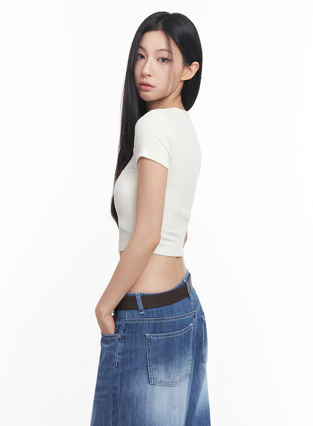 Heart-Neck Crop Top IY516 - Image 8