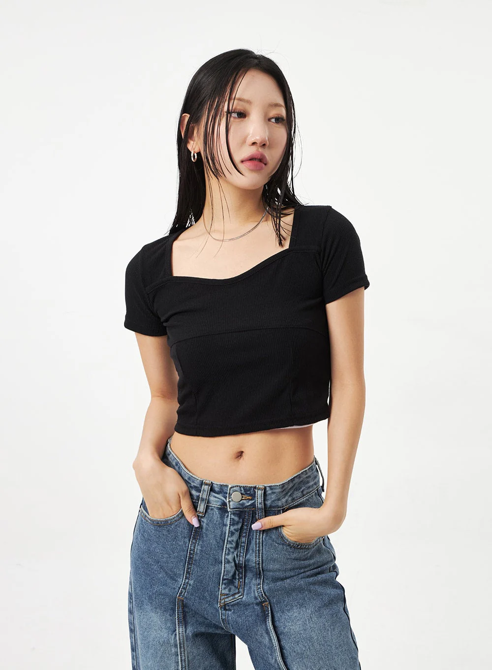 Heart Neck Cropped Tee CA320 - Image 22