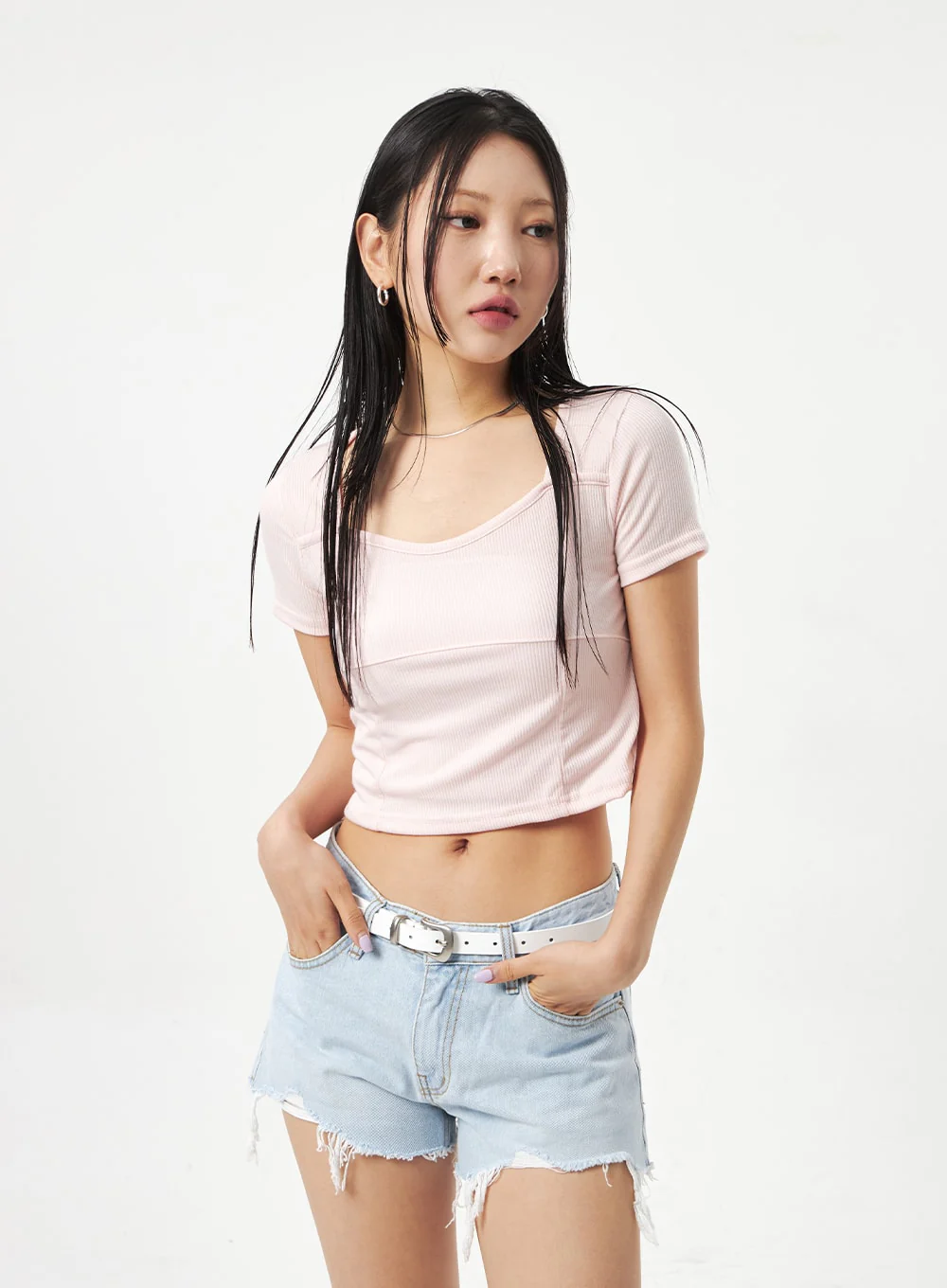 Heart Neck Cropped Tee CA320 - Image 9