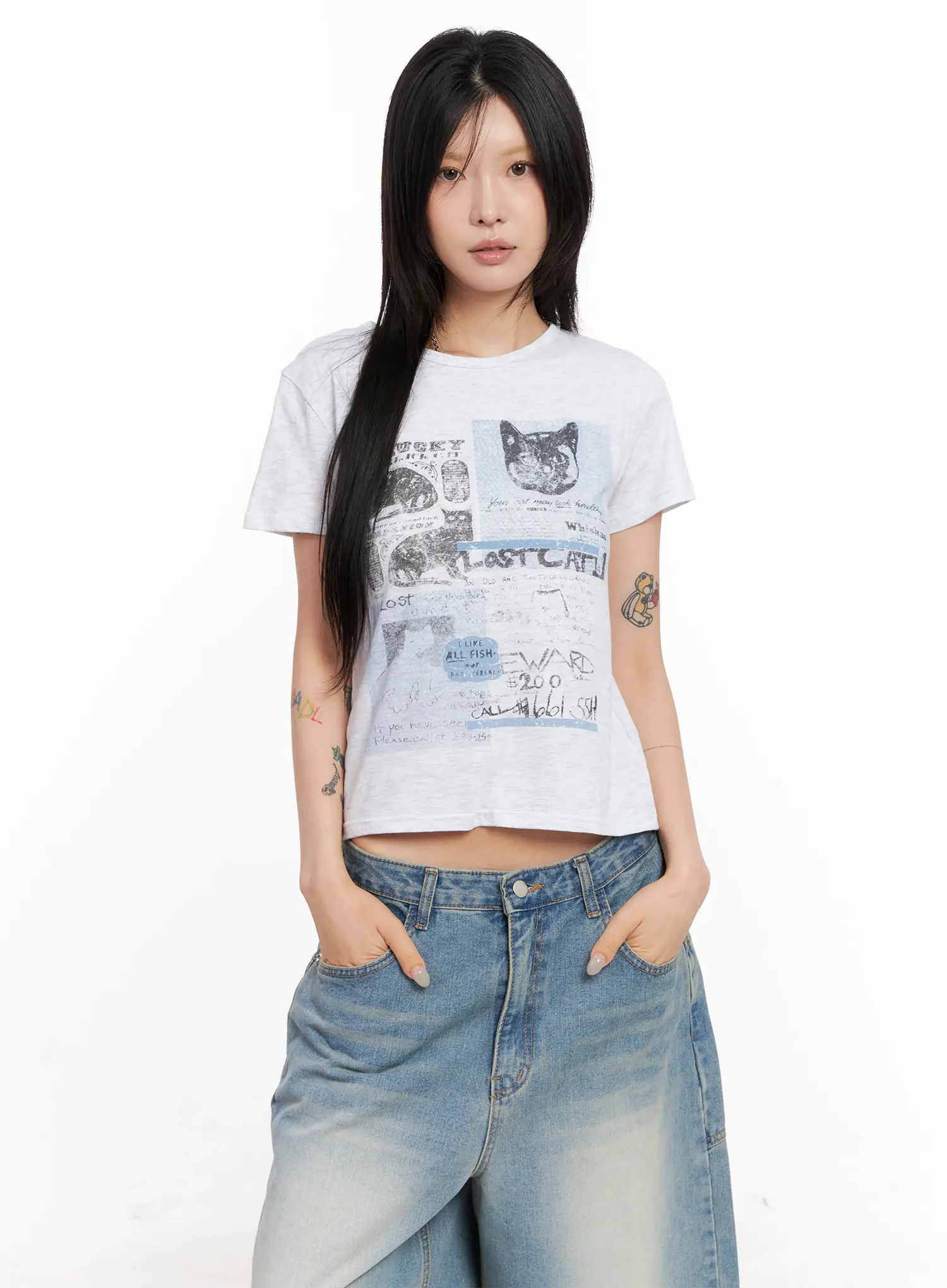 Kitty Graphic Cropped Tee CL525 - Image 3