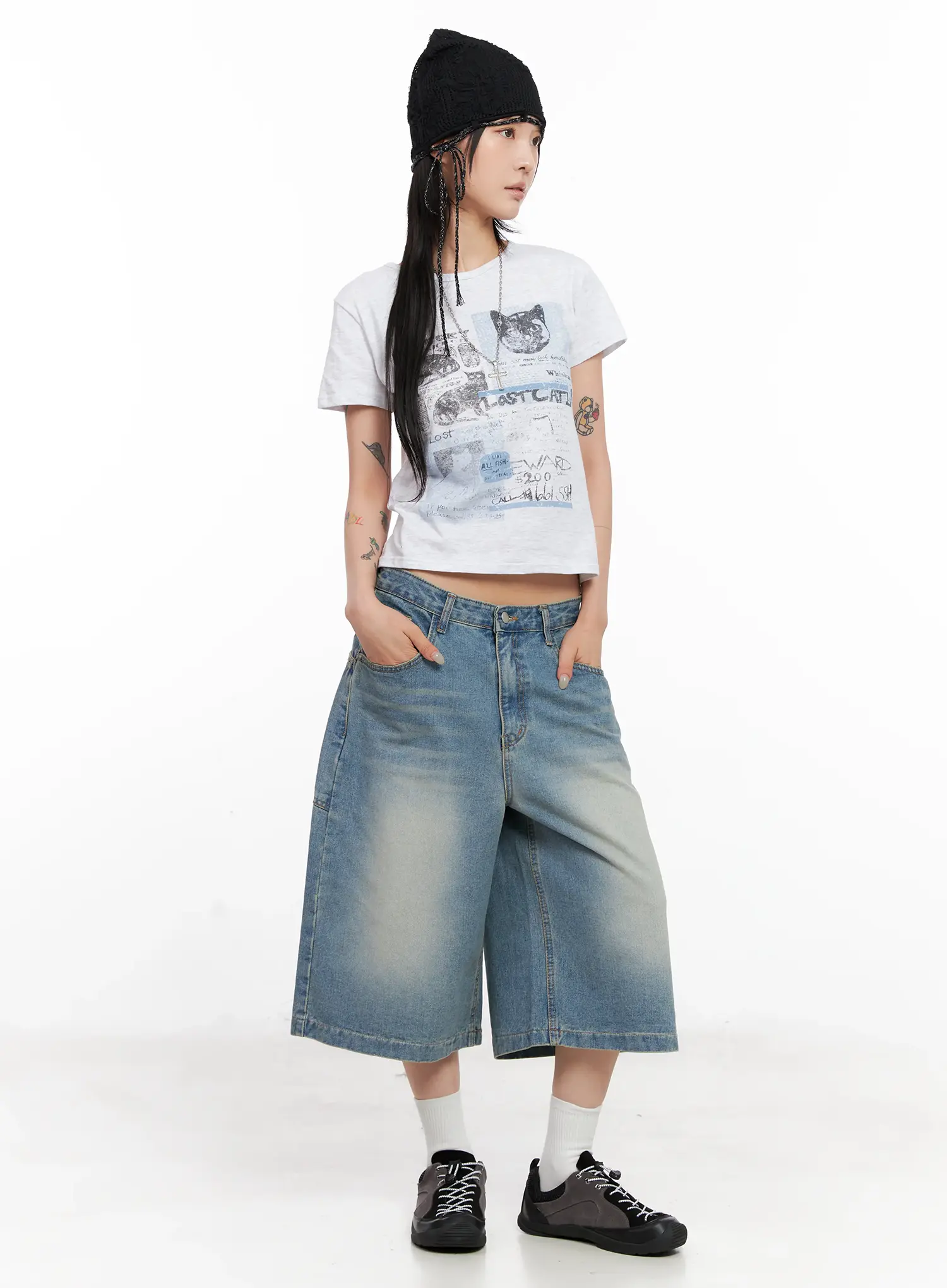 Kitty Graphic Cropped Tee CL525 - Image 5