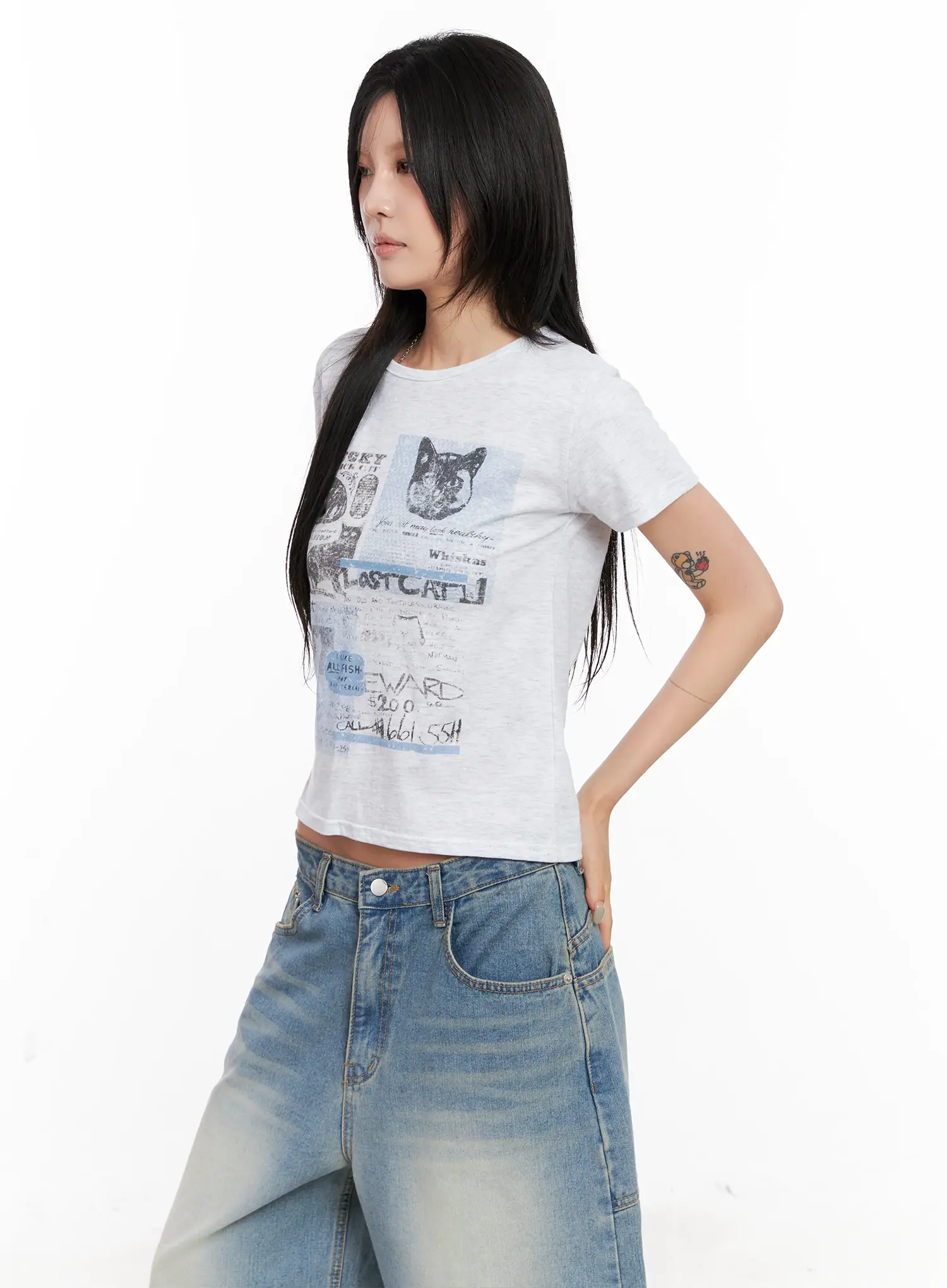 Kitty Graphic Cropped Tee CL525 - Image 7