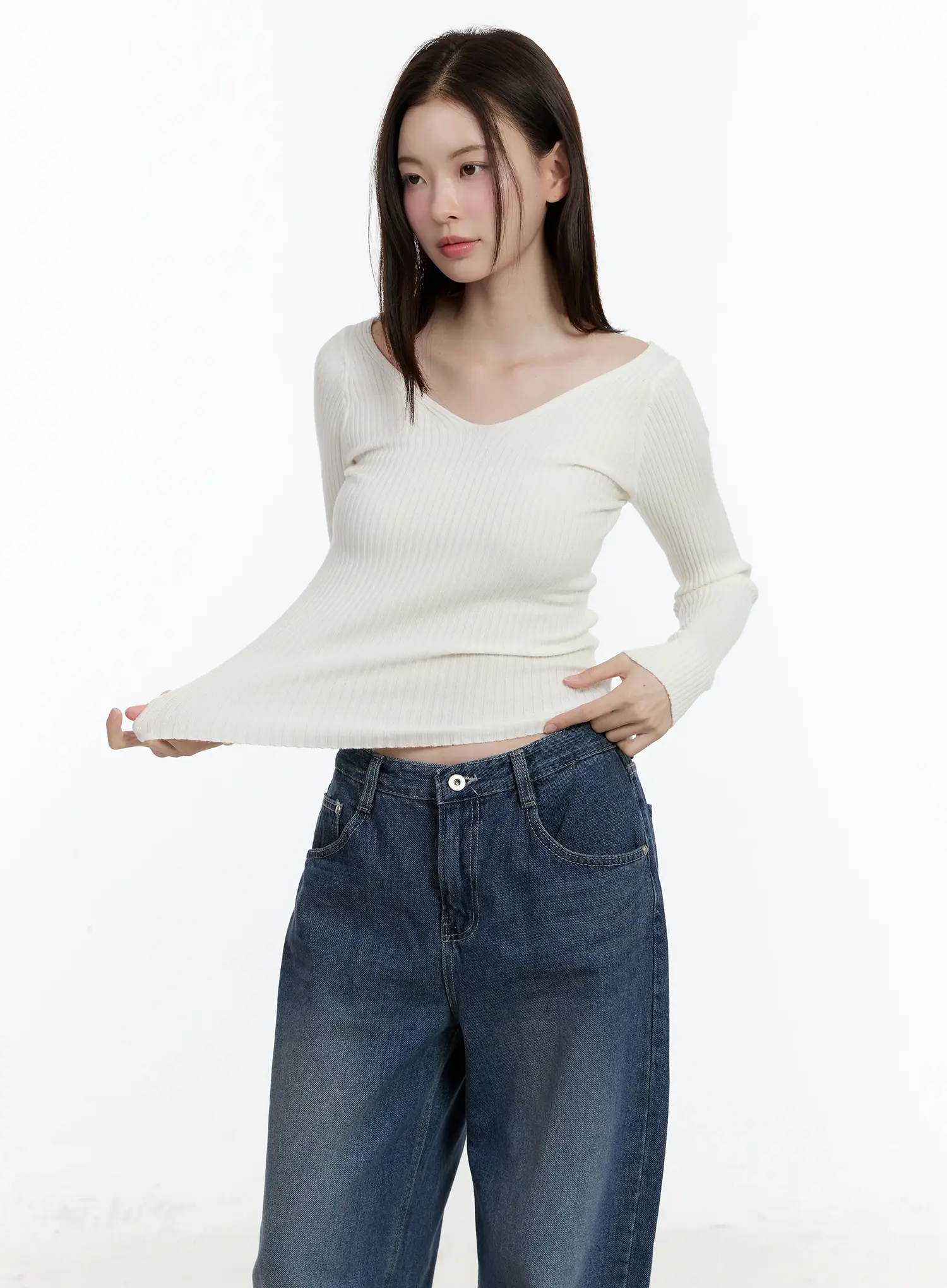 Knit V-Neck Sweater ID511 - Image 4