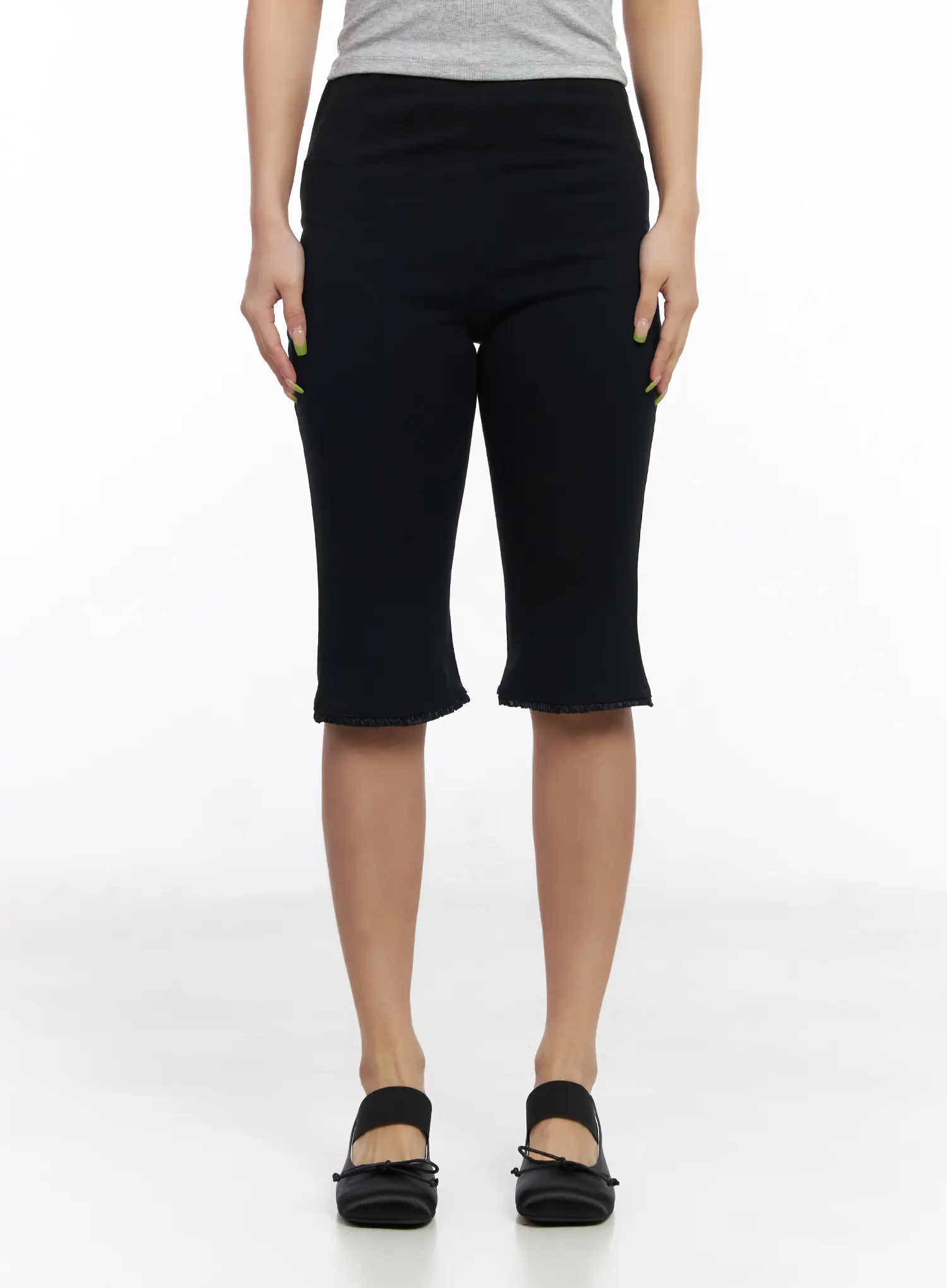 Lace Trim Bermuda Shorts CM525 - Image 8