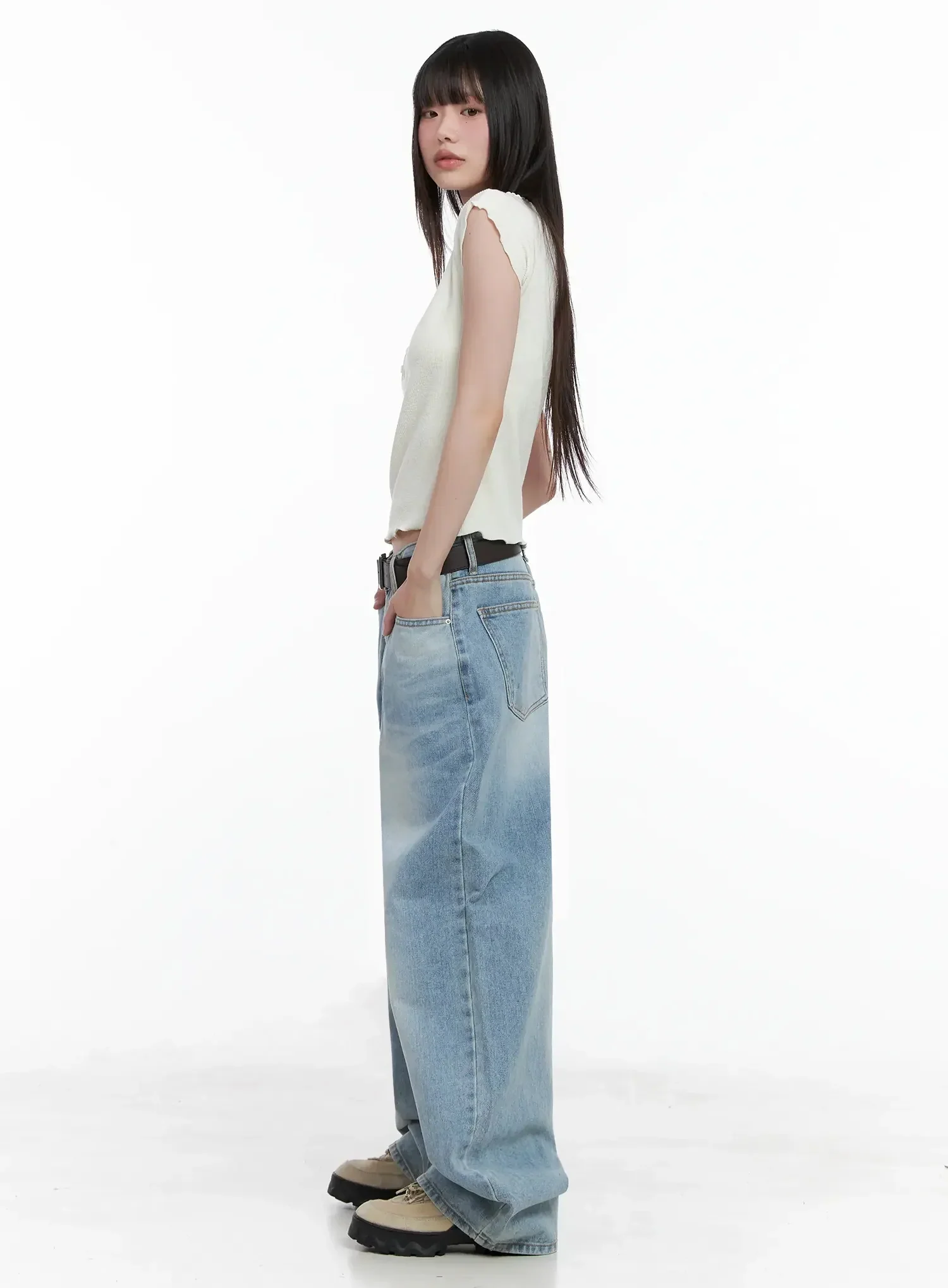 Lace Trimmed Button Short Sleeve IL531 - Image 12
