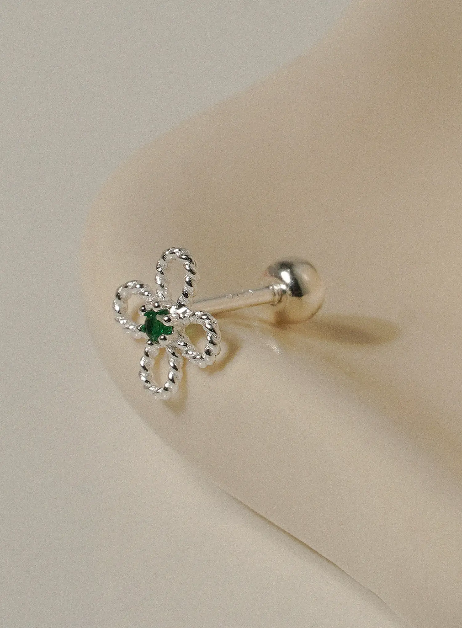 Lessing Woven Bloom Piercing (1pc) IU506 - Image 3