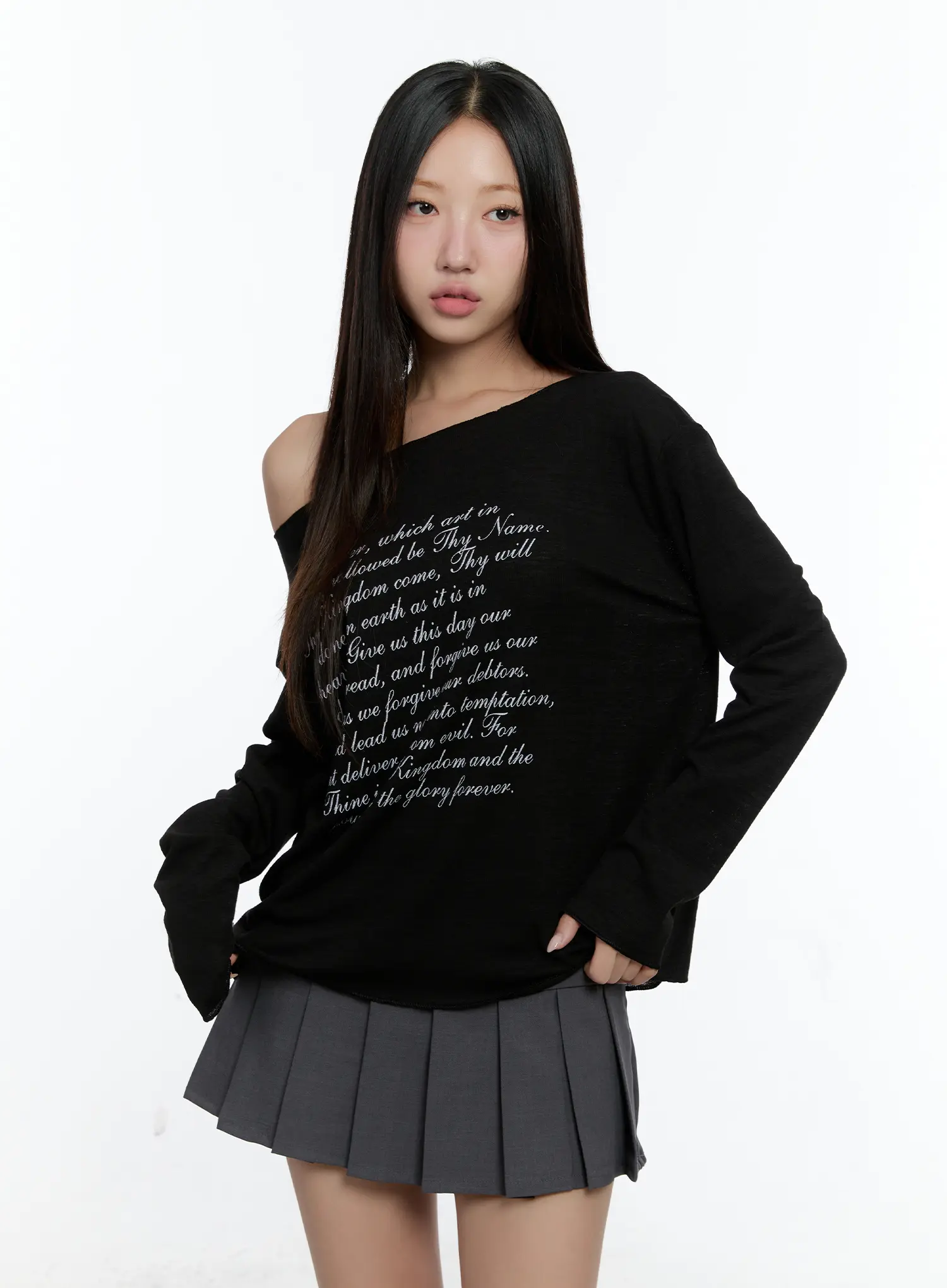 Lettering Off-Shoulder Long Sleeve CS517 - Image 5