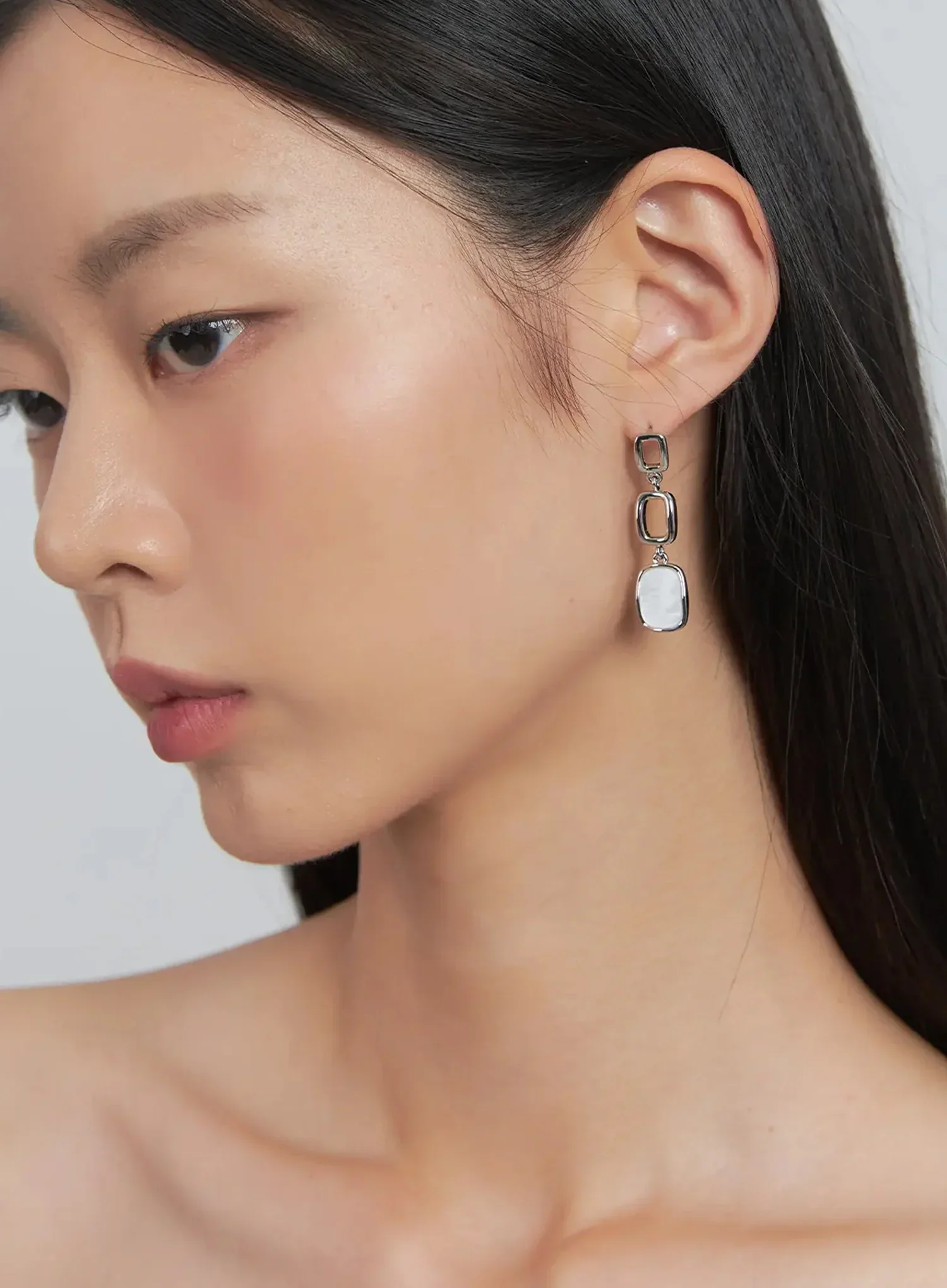 Linda Three-ring Beads Earrings IU512 - Image 3