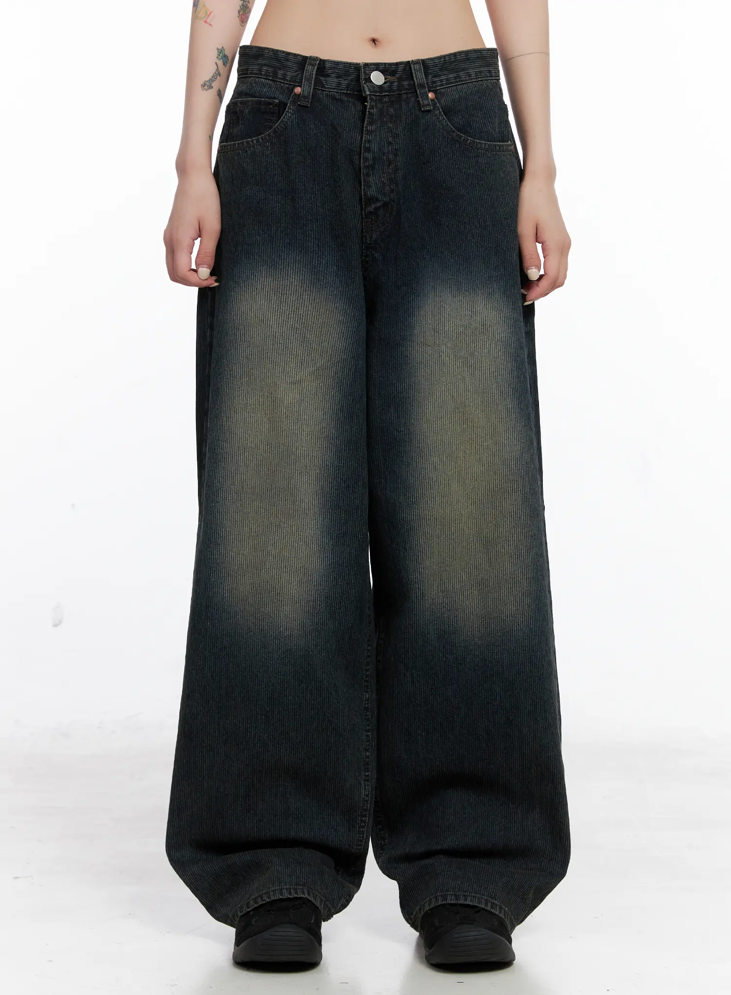 London Faded Baggy Jeans CS510
