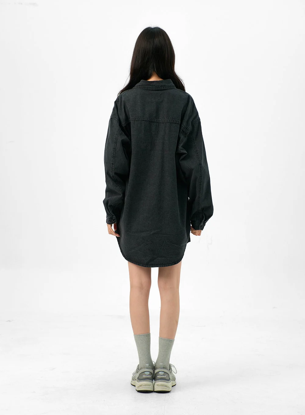 Loose-Fit Denim Shirt OG327 - Image 10
