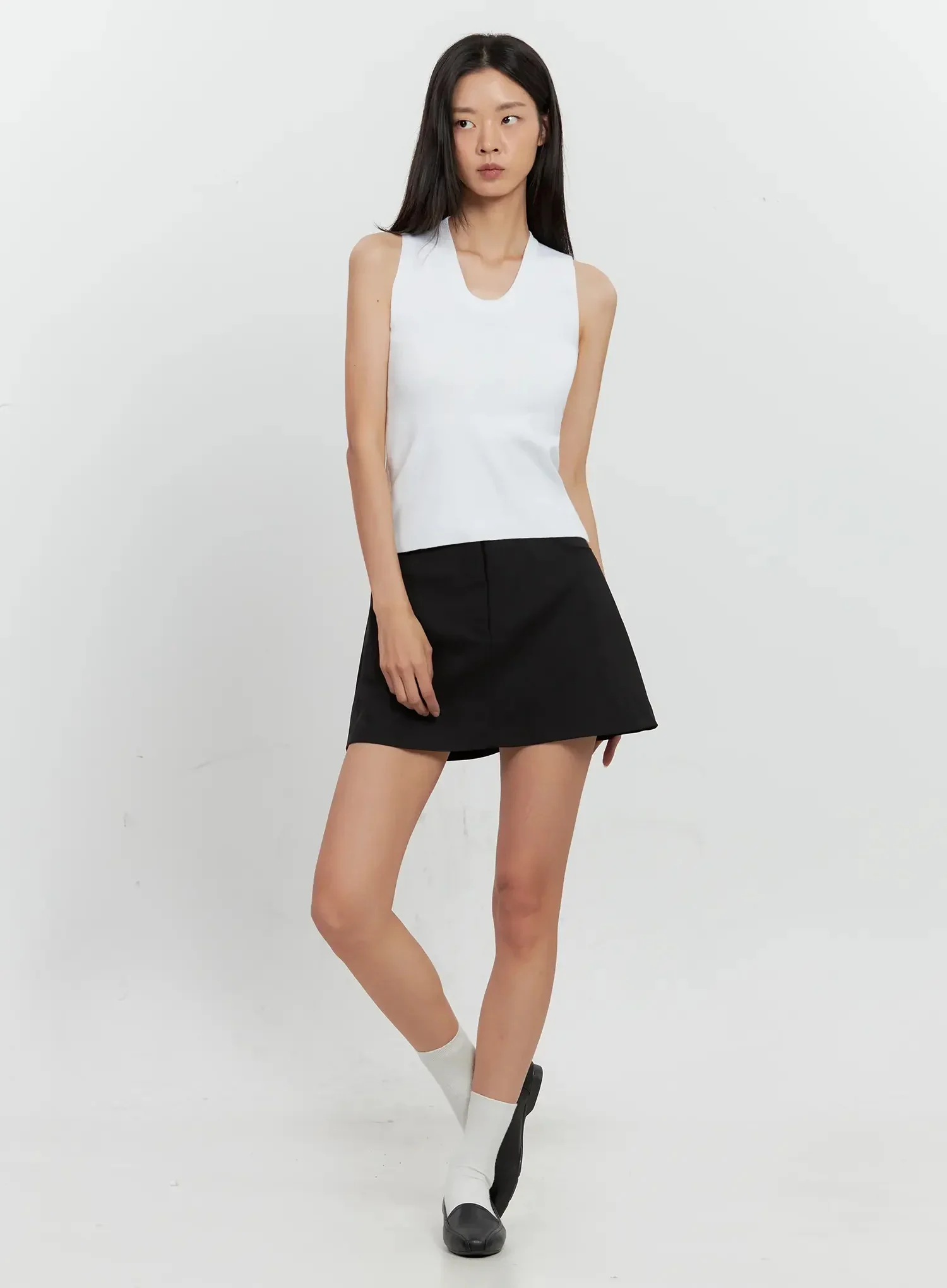 Low Rise Back-Band Skirt IL528 - Image 13