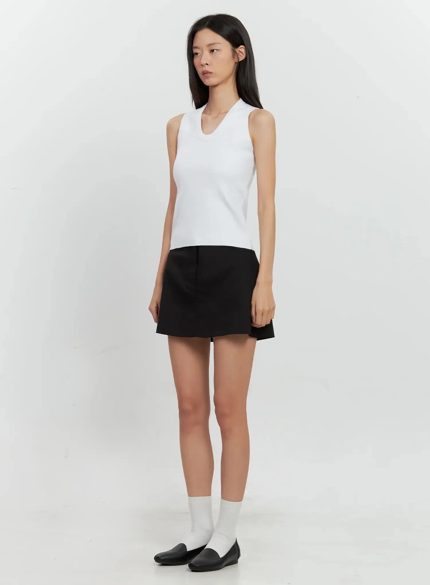 Low Rise Back-Band Skirt IL528 - Image 8
