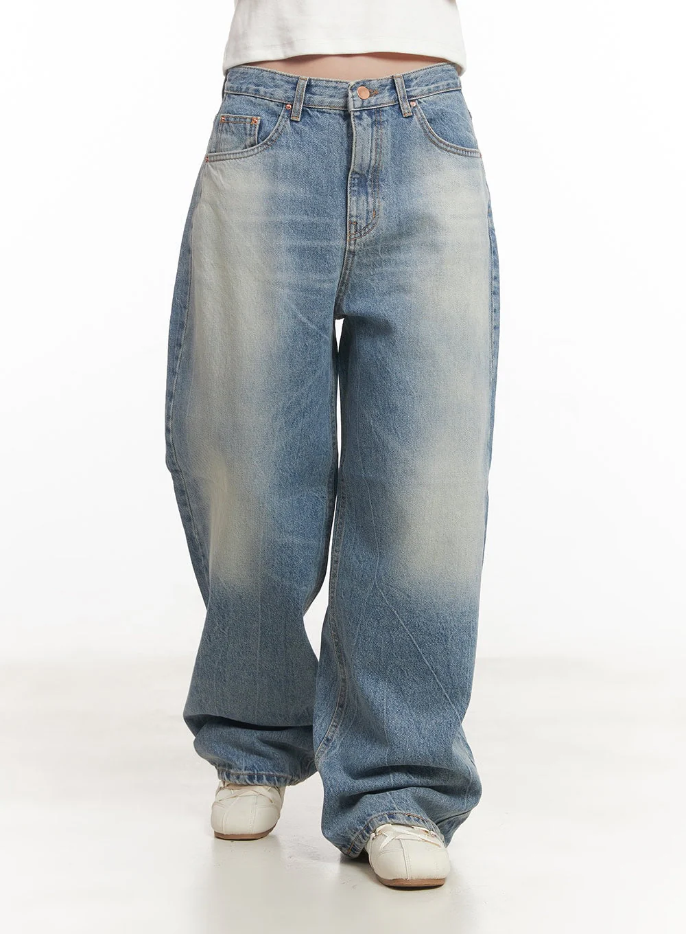 Lumira Back-Detail Washed Wide Leg Jeans CA530 - Image 12