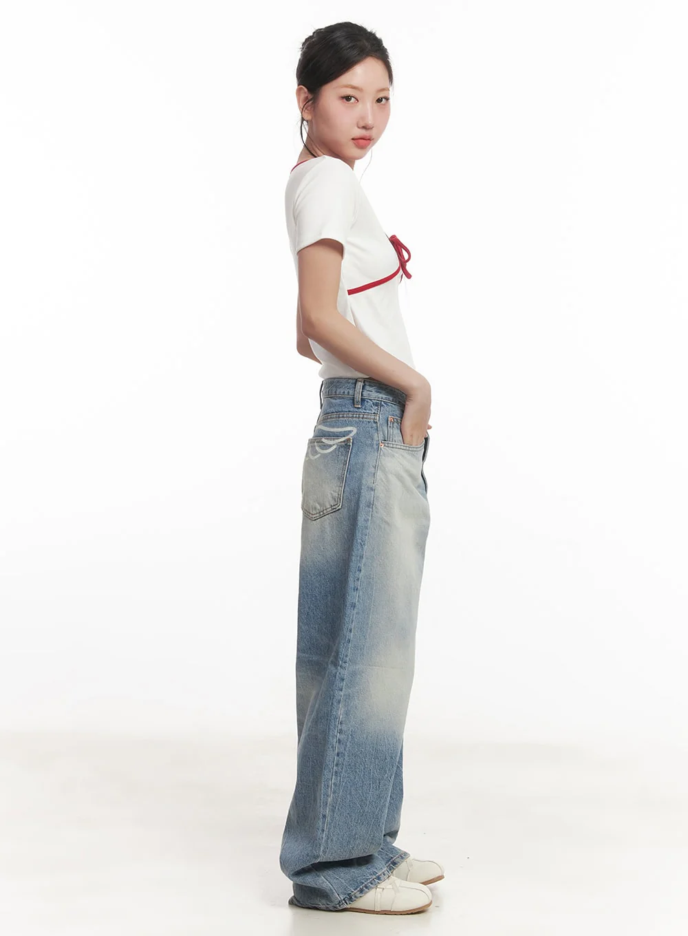Lumira Back-Detail Washed Wide Leg Jeans CA530 - Image 4
