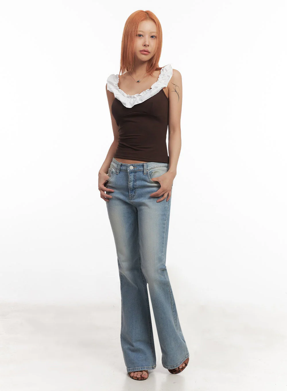 May Washed Flared Jeans IA515 - Image 3