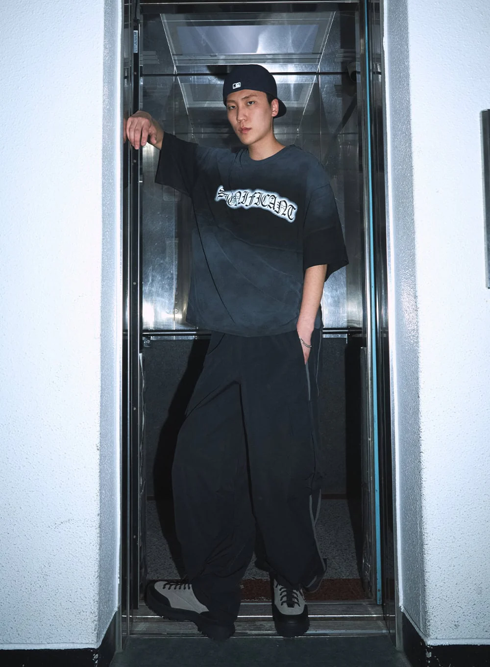 Men’s Cargo Balloon-Fit Windbreaker Pants (Black) IU503 - Image 13