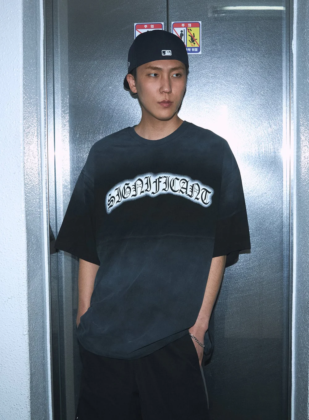 Men’s Gradient Street Graphic T-Shirt IU503 - Image 11
