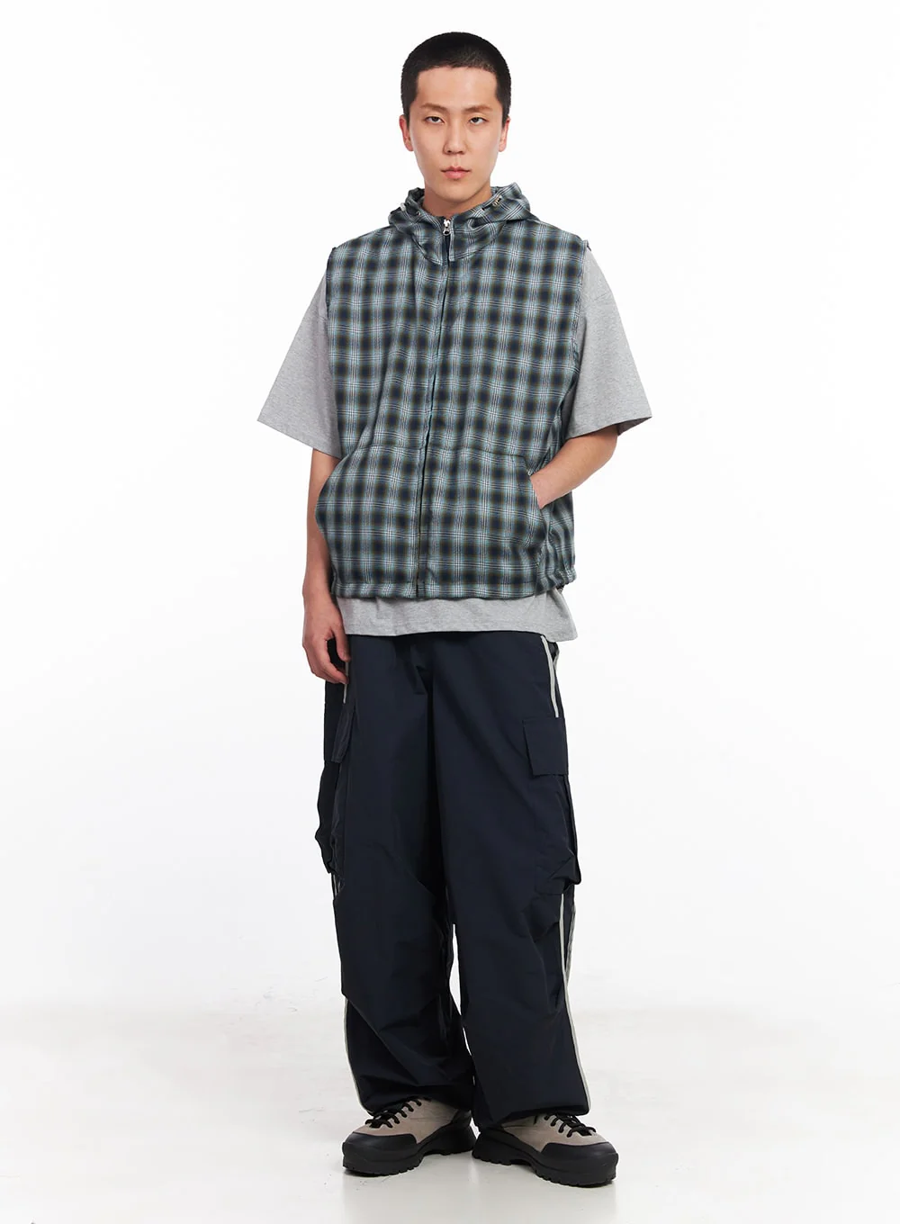 Men's Cargo Balloon-Fit Windbreaker Pants (Dark blue) IU512 - Image 14